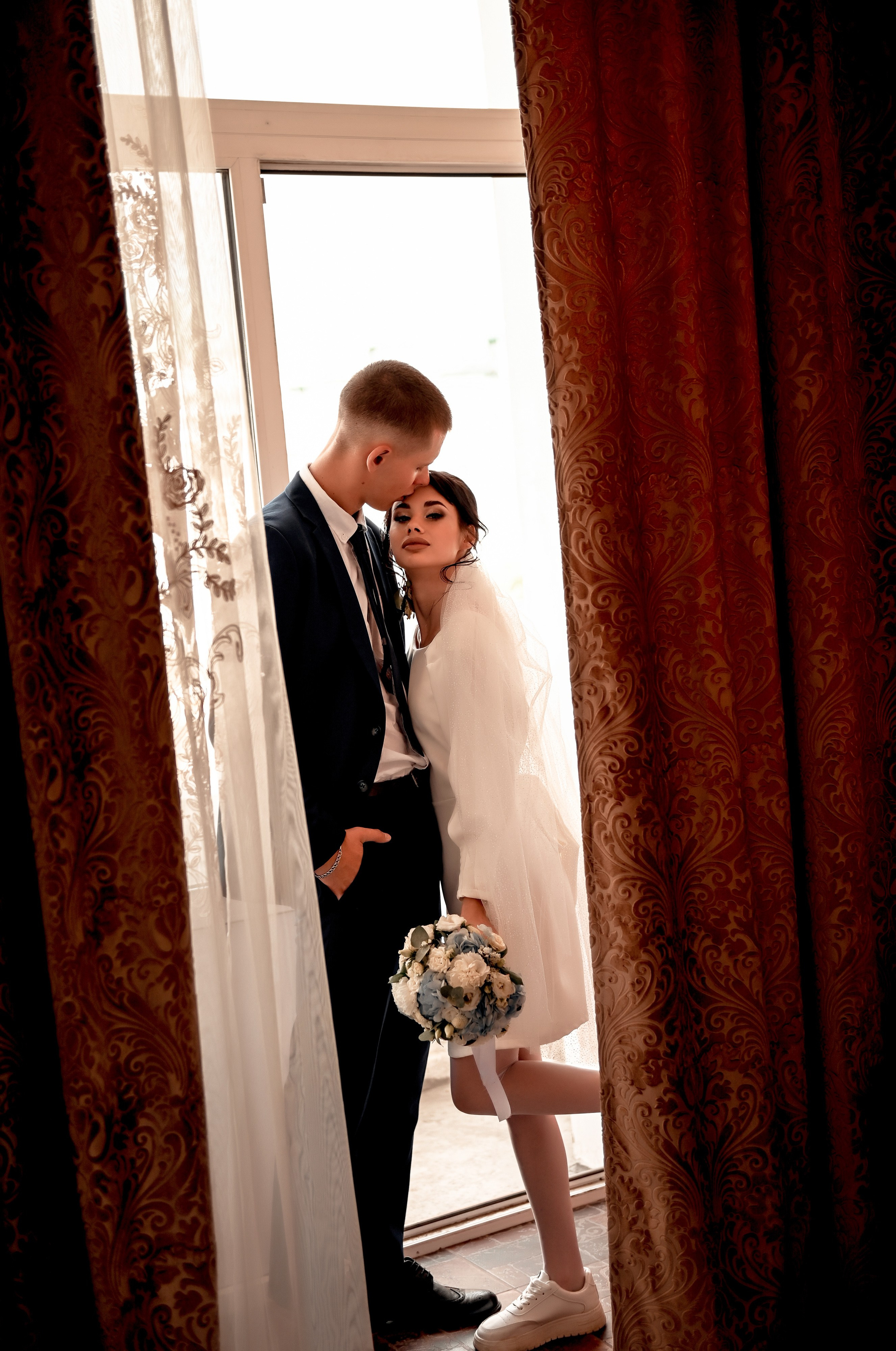 Небольшая часть фото со свадебной съемки Алексея и Даши. Свадебный, семейный, детский, контент фотограф в Омске Максим Ильин