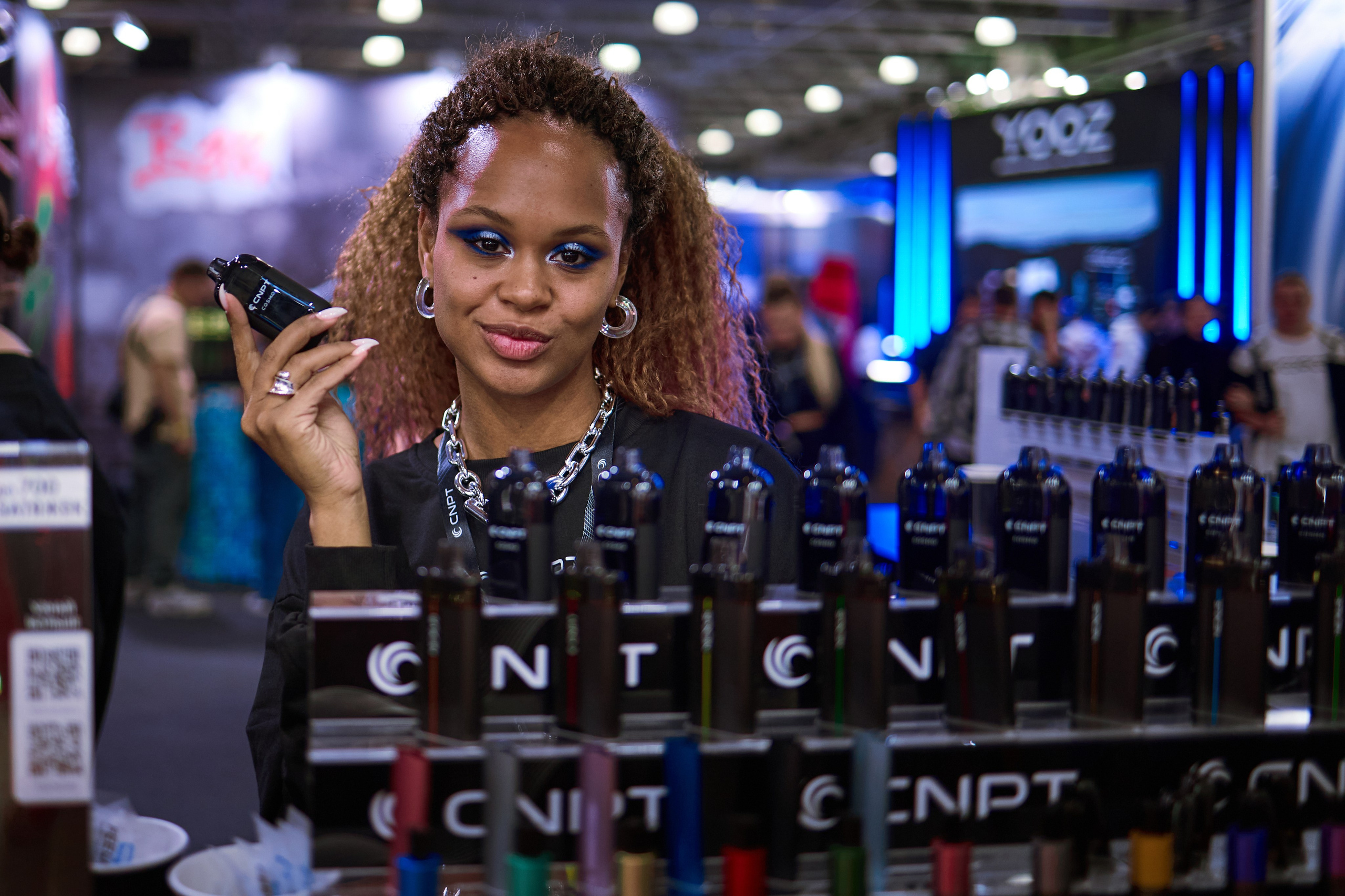 Vape club show reportage. Репортажный фотограф, портретный фотограф  г. Москва