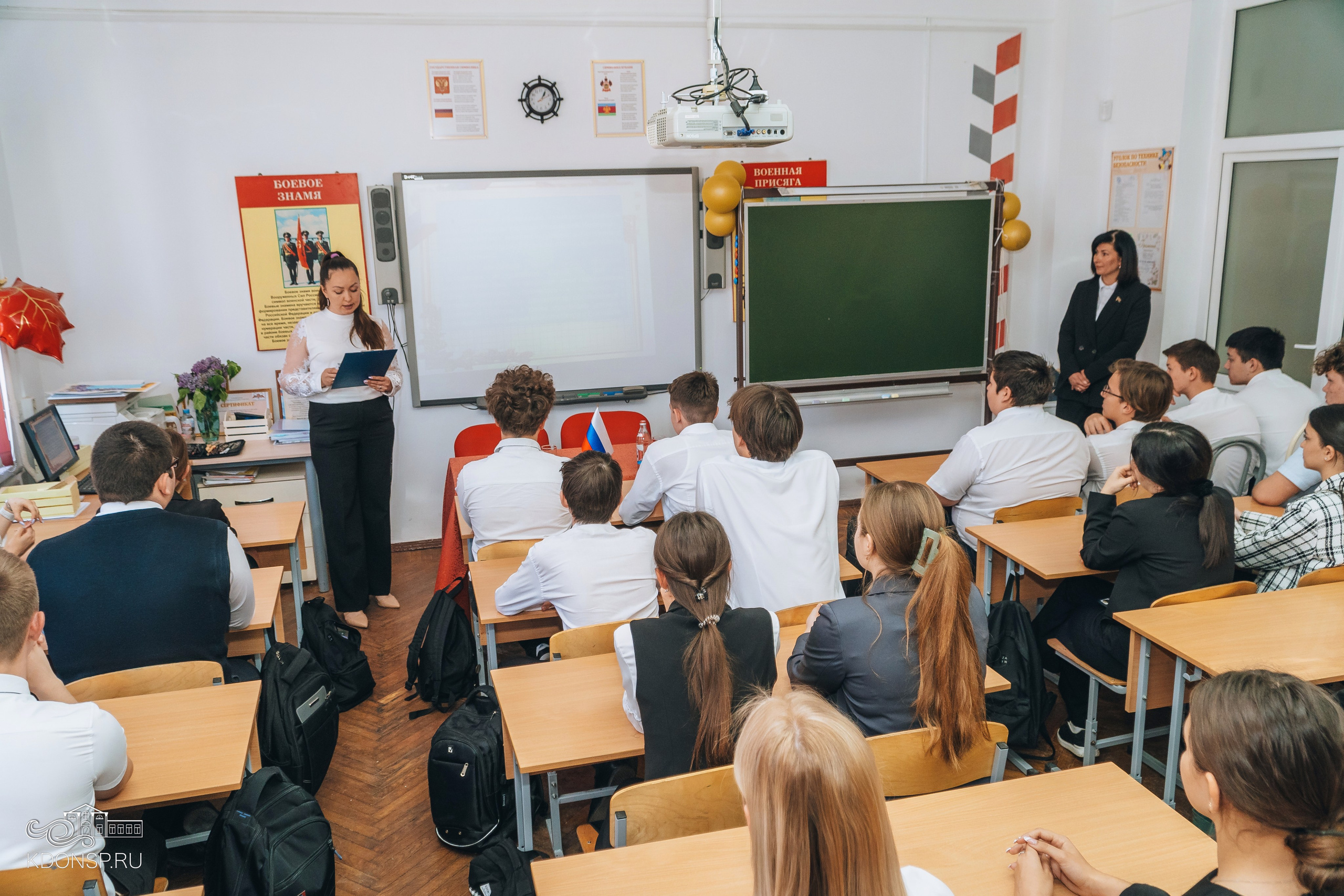 «Власть — это мы». Новотитаровский Дом культуры