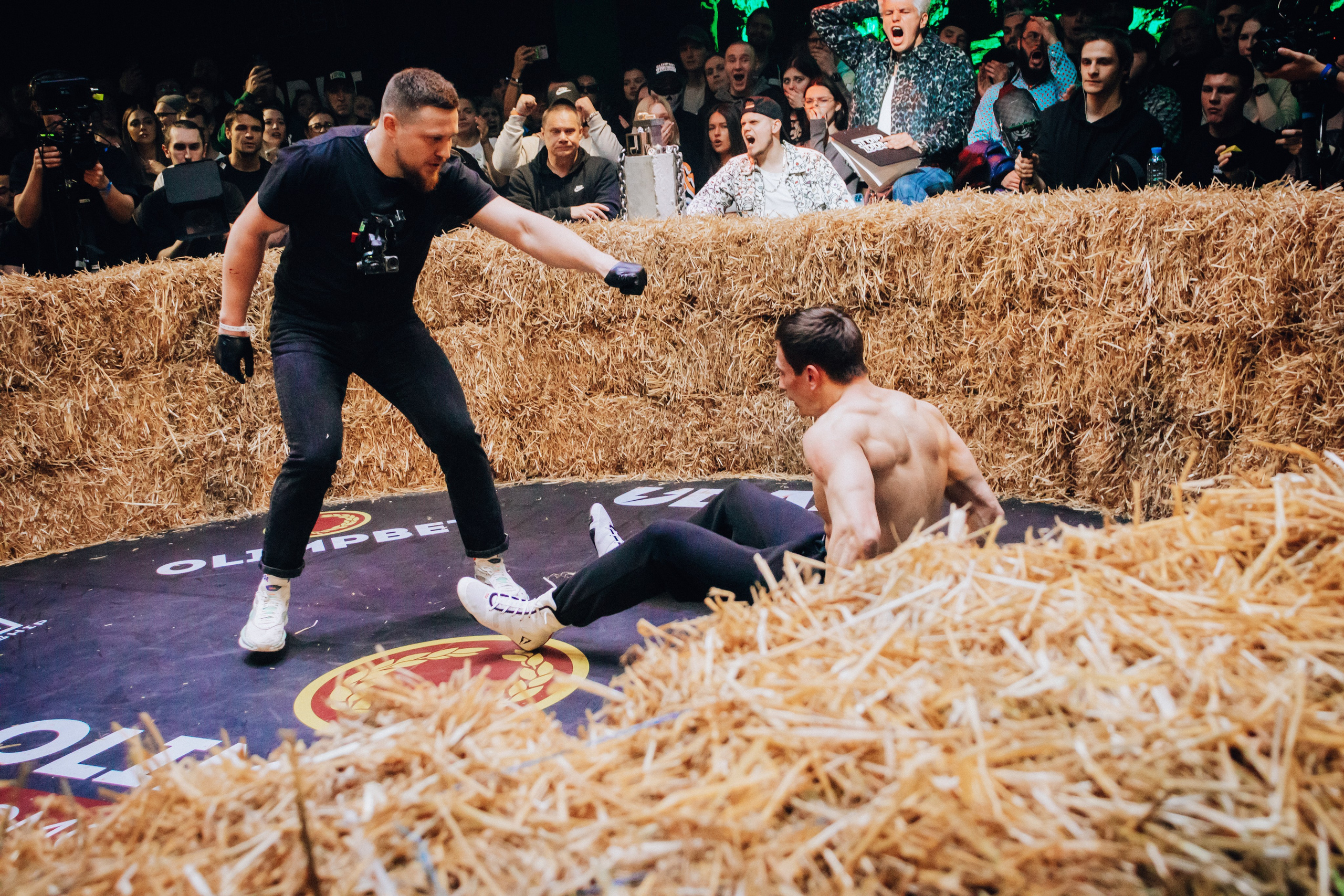 Кулачные бои TopDog. Анастасия Тен