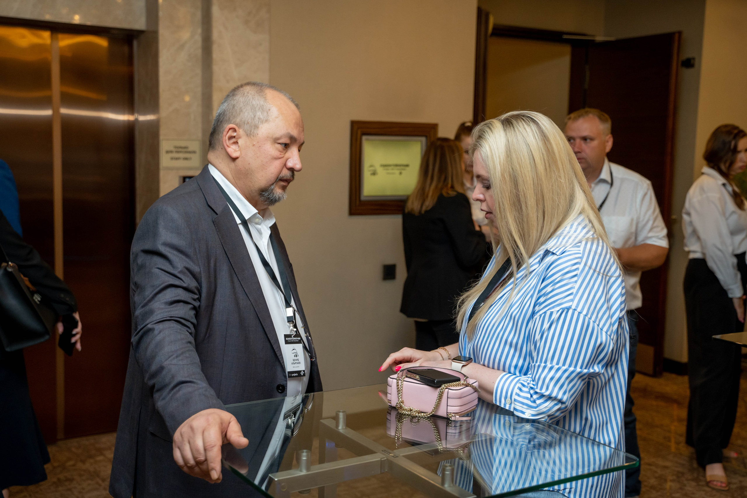 Репортаж «ЗАКОНТЕЙНЕРАМИ». Главная