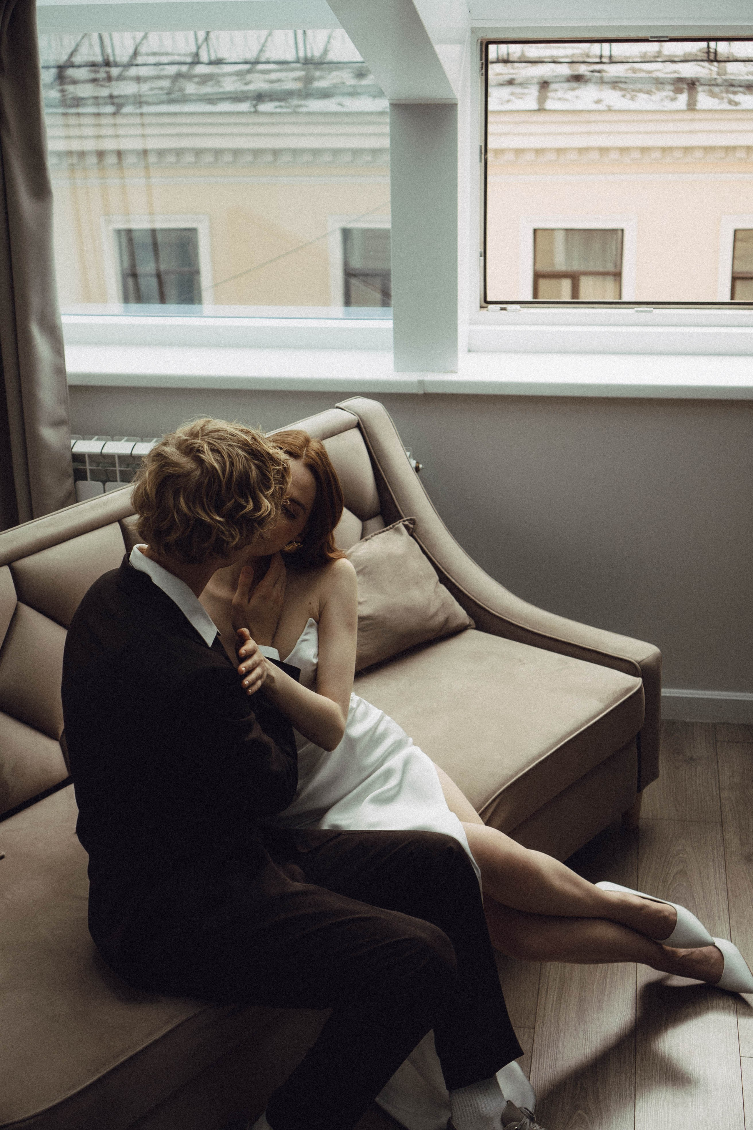 СВАДЕБНАЯ СЬЕМКА В ОТЕЛЕ. СБОРЫ ЖЕНИХА И НЕВЕСТЫ И ТАКЖЕ ТОР И ПОДГОТОВКА К ПРОГУЛКЕ. Профессиональный фотограф, Санкт-Петербург — Виктория Богомолова