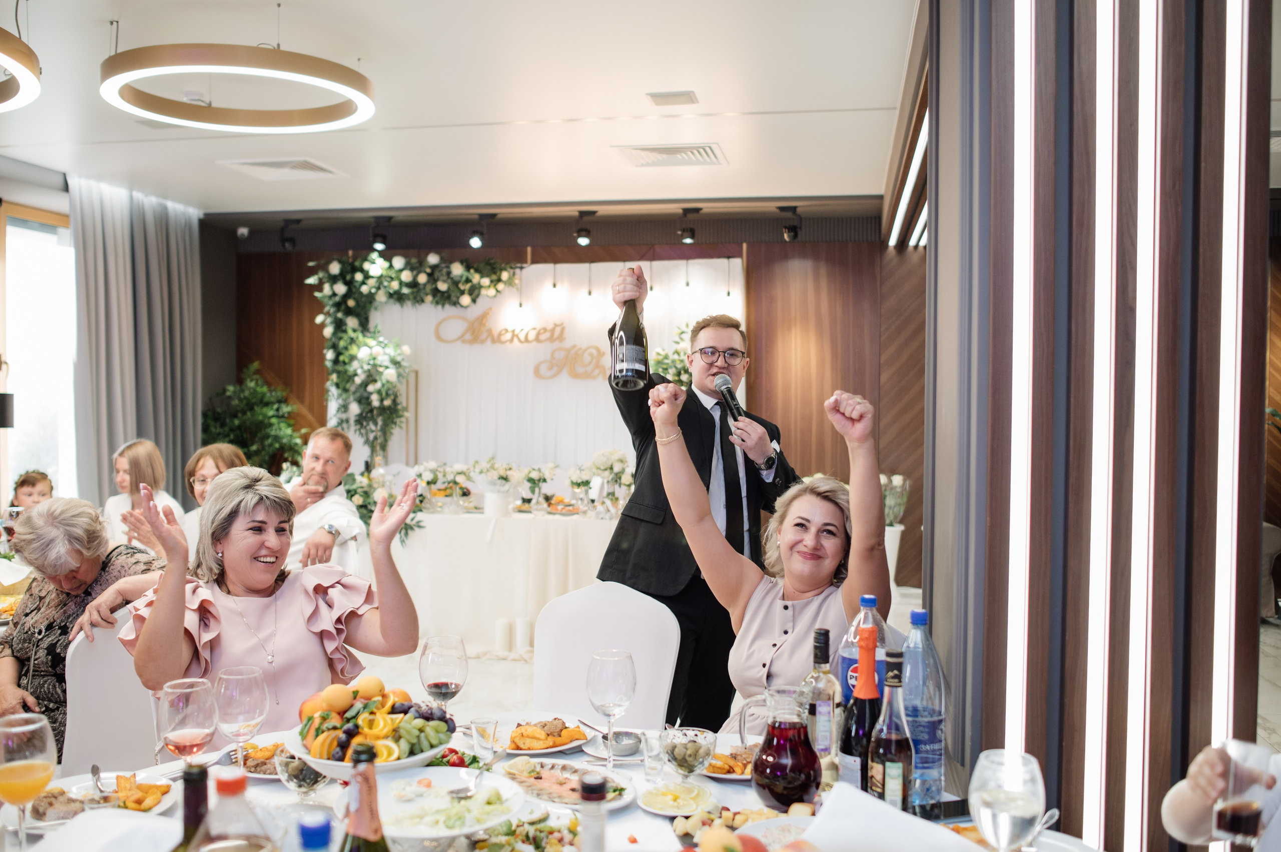 Свадебная фотосессия в Овстуге и Дятьково. Свадебный и репортажный фотограф видеограф Брянск/Москва