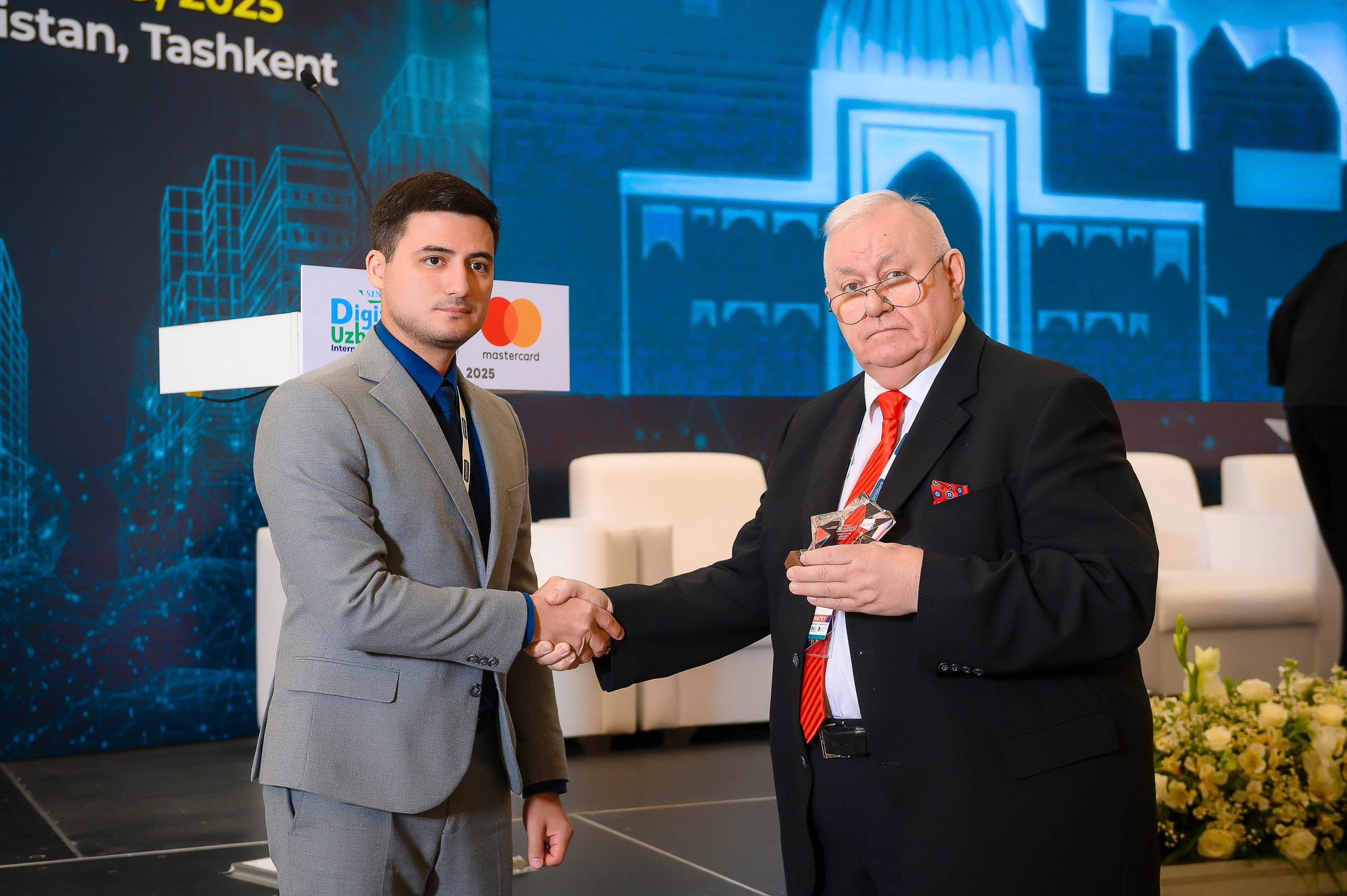 Digital Uzbekistan 2025. Интерьерный и репортажный фотограф в Алматы