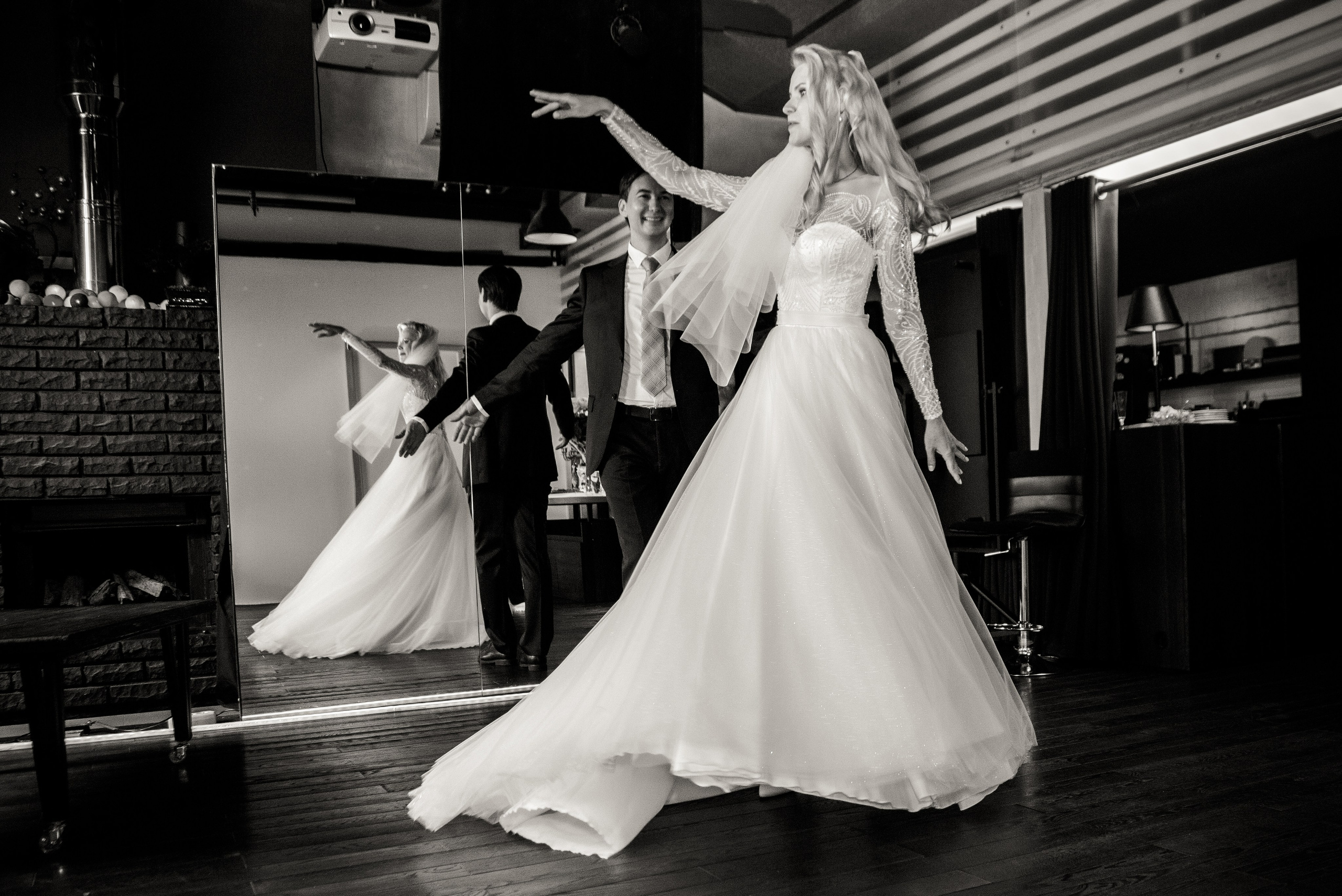 Свадебная фотосессия на ВДНХ. Свадебный и семейный фотограф в Москве и Подмосковье Лариса Козлова