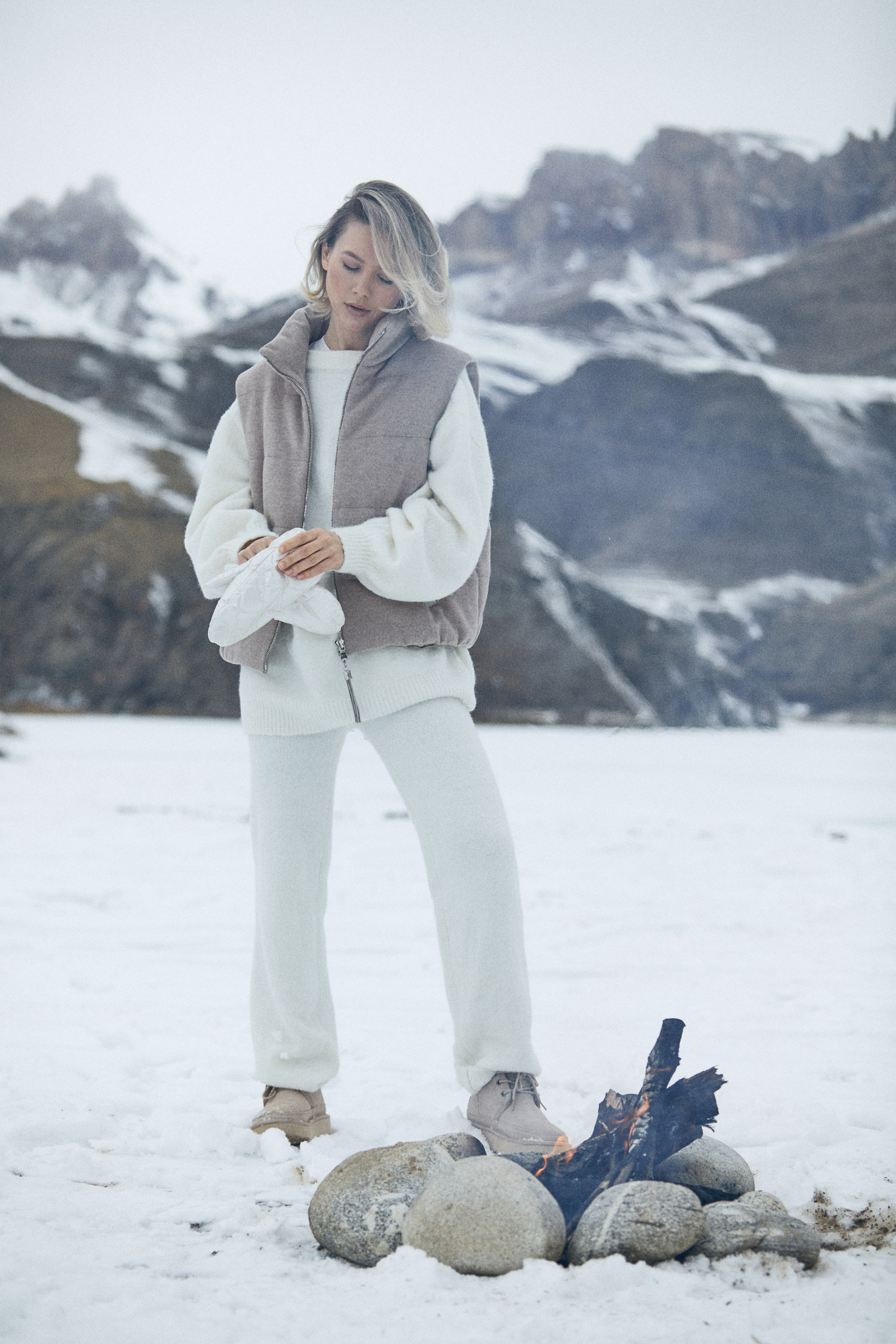 Выездная съемка для бренда одежды. Фотограф Продюсер в горах КБР / Москва  Нальчик Горы