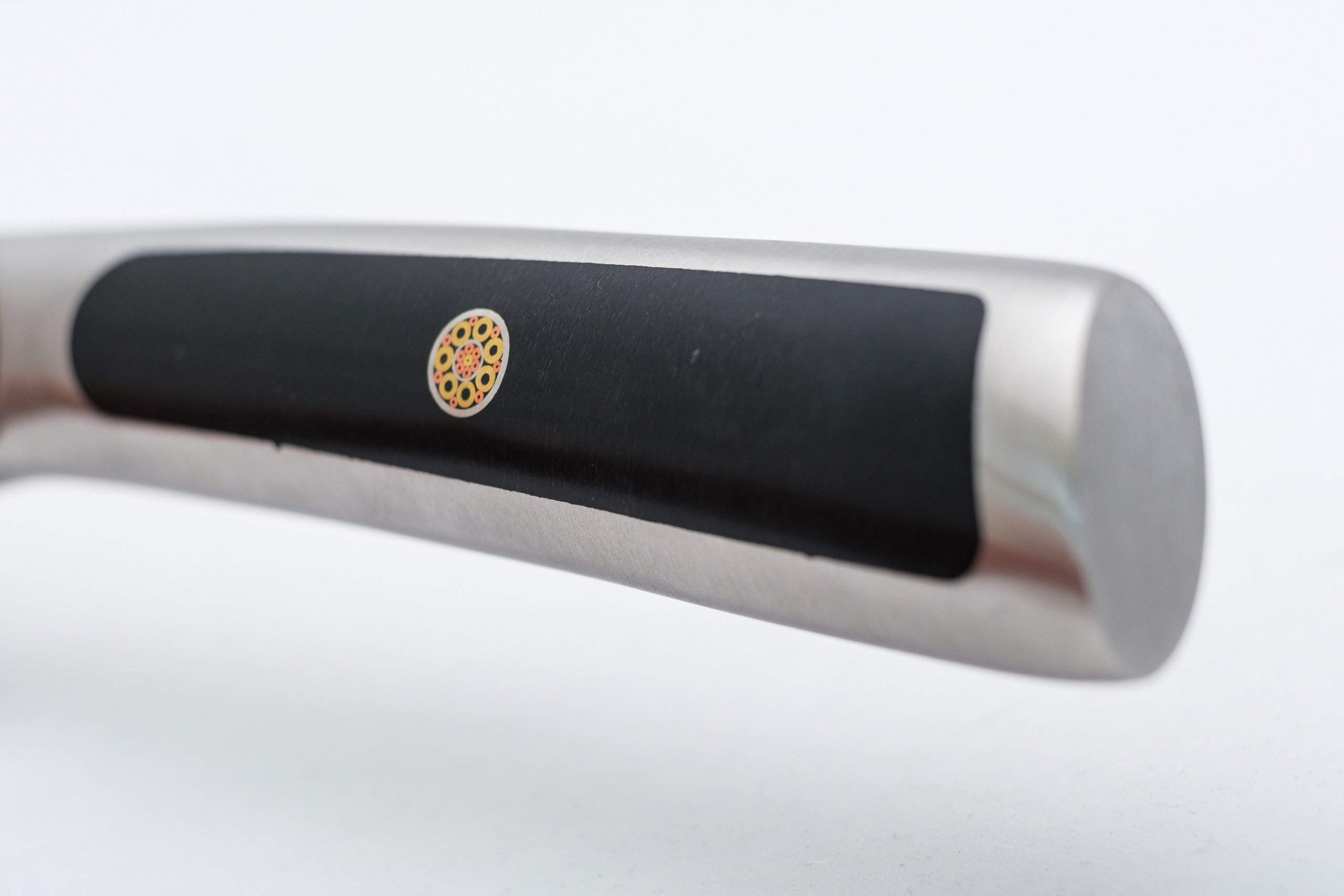 Съемка ножей для маркетплейсов в СПб. Фотосессия для маркетплейсов