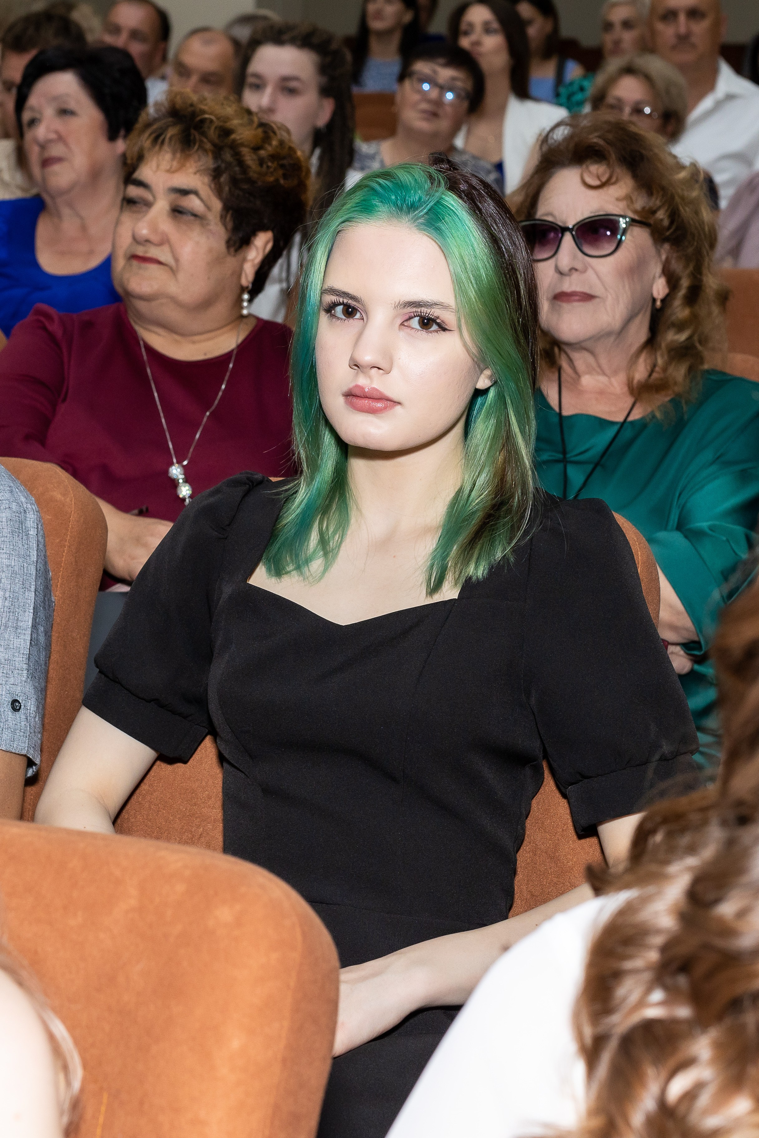 Вручение аттестата 2025. Выпускные альбомы Майкоп, Краснодар Елена Золотарева