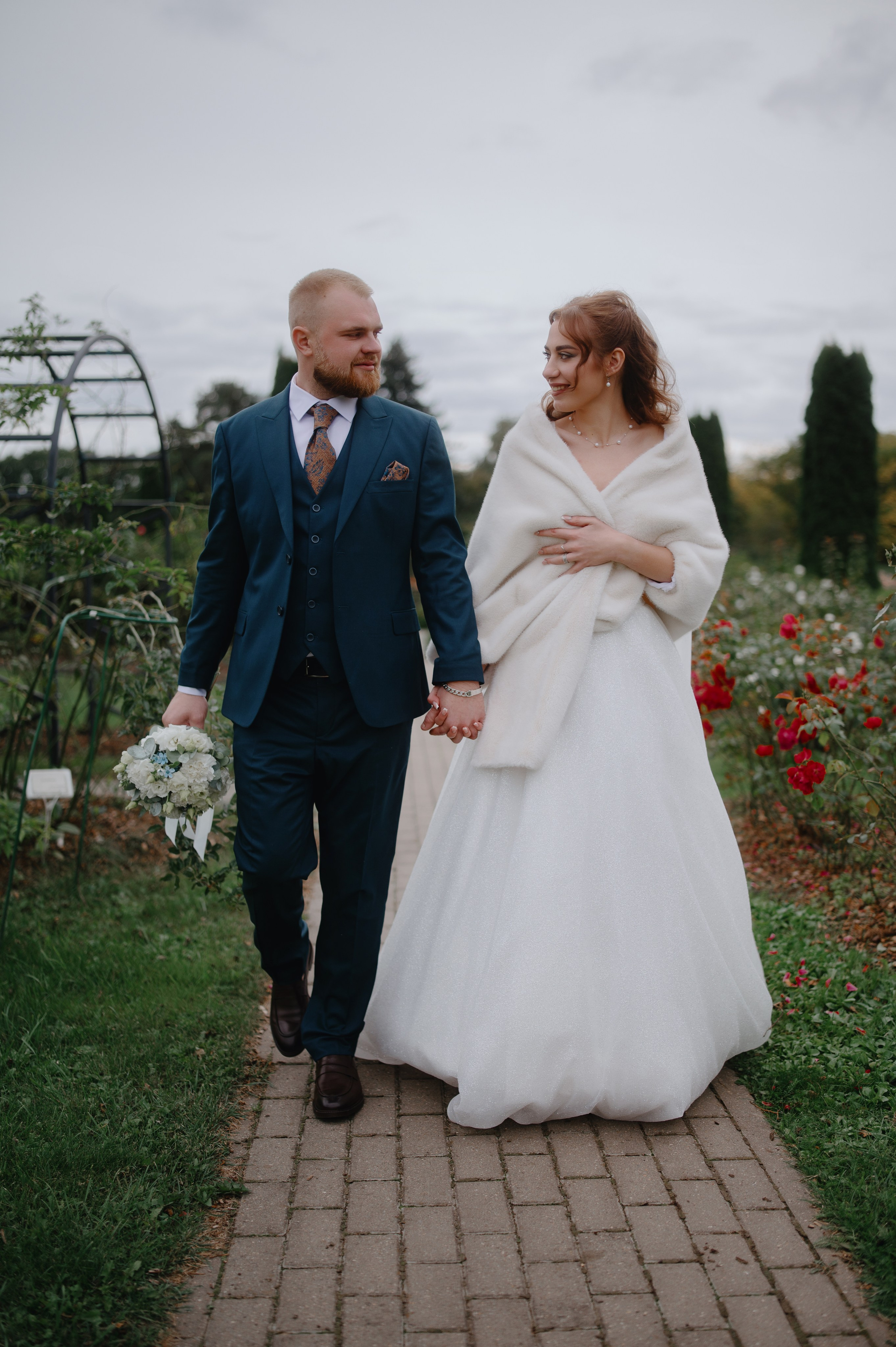 Саша и Юля. Индивидуальный, парный и деловой фотограф в Минке Малаев Владислав