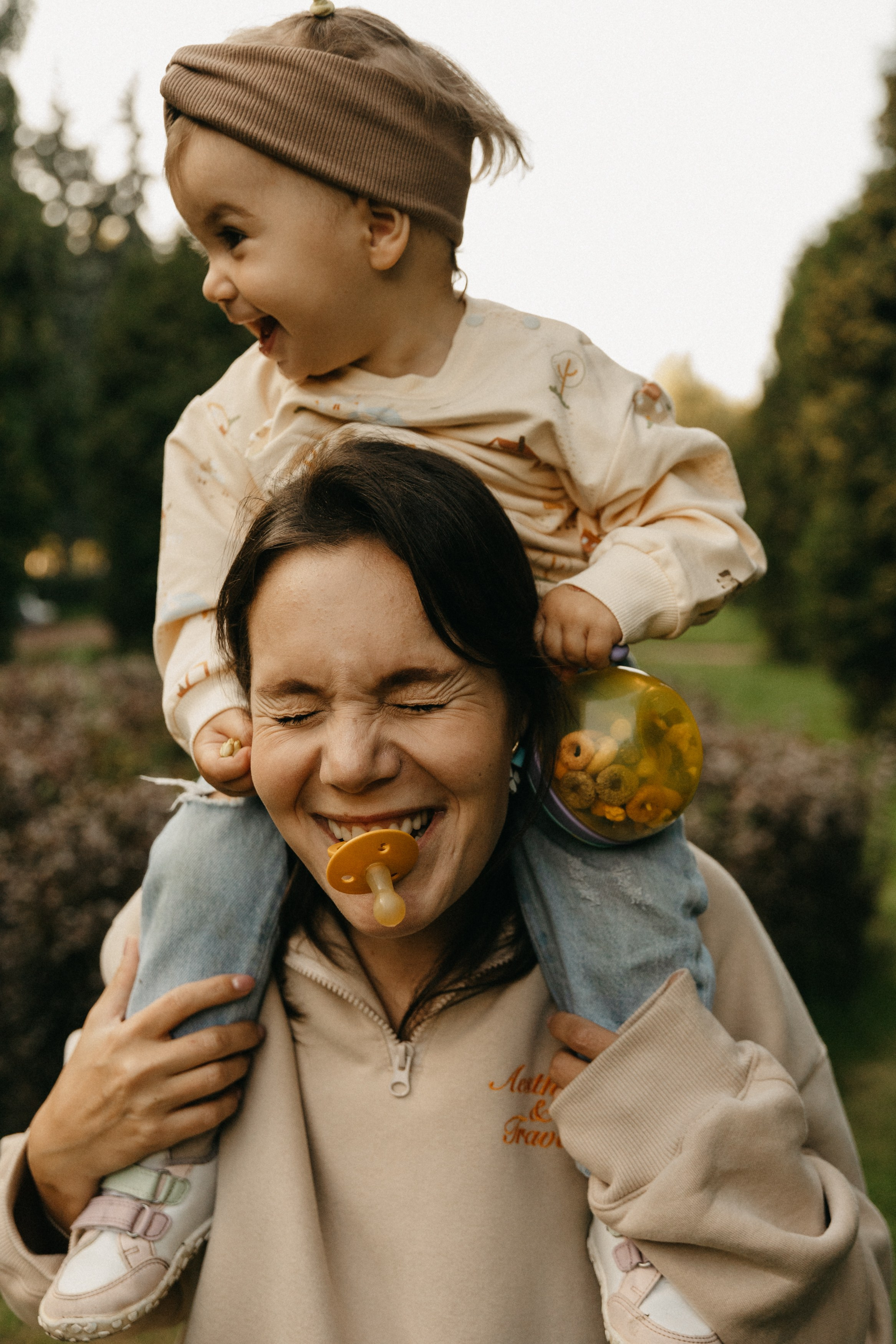 Таня, Миша, Зоя, Нина. Главная