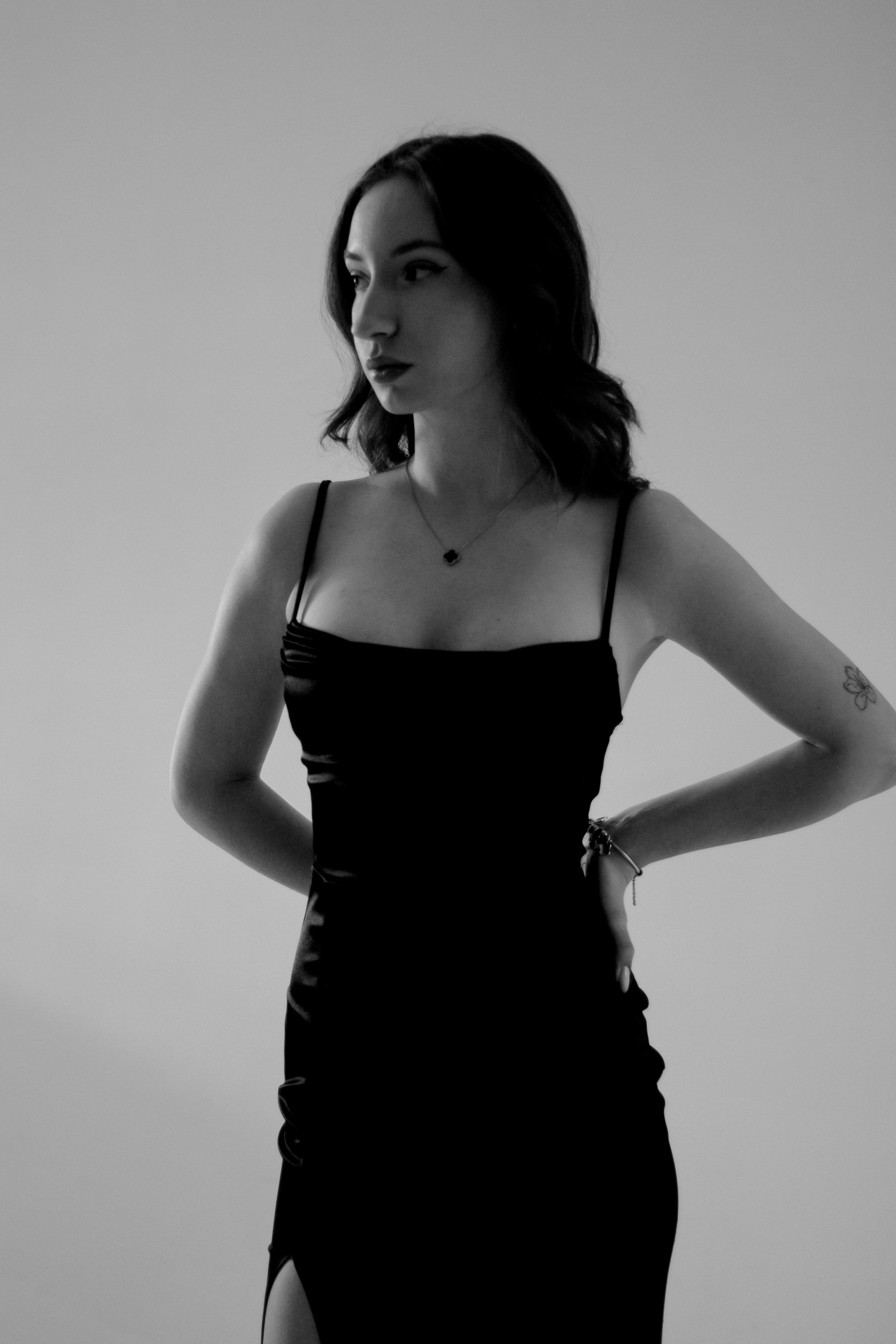 Портретная съемка — Елены, Виктории и Анастасии. Портретный фотограф в Орле. Готовые фото за 3 дня! Помощь в позировании. Советы по организации