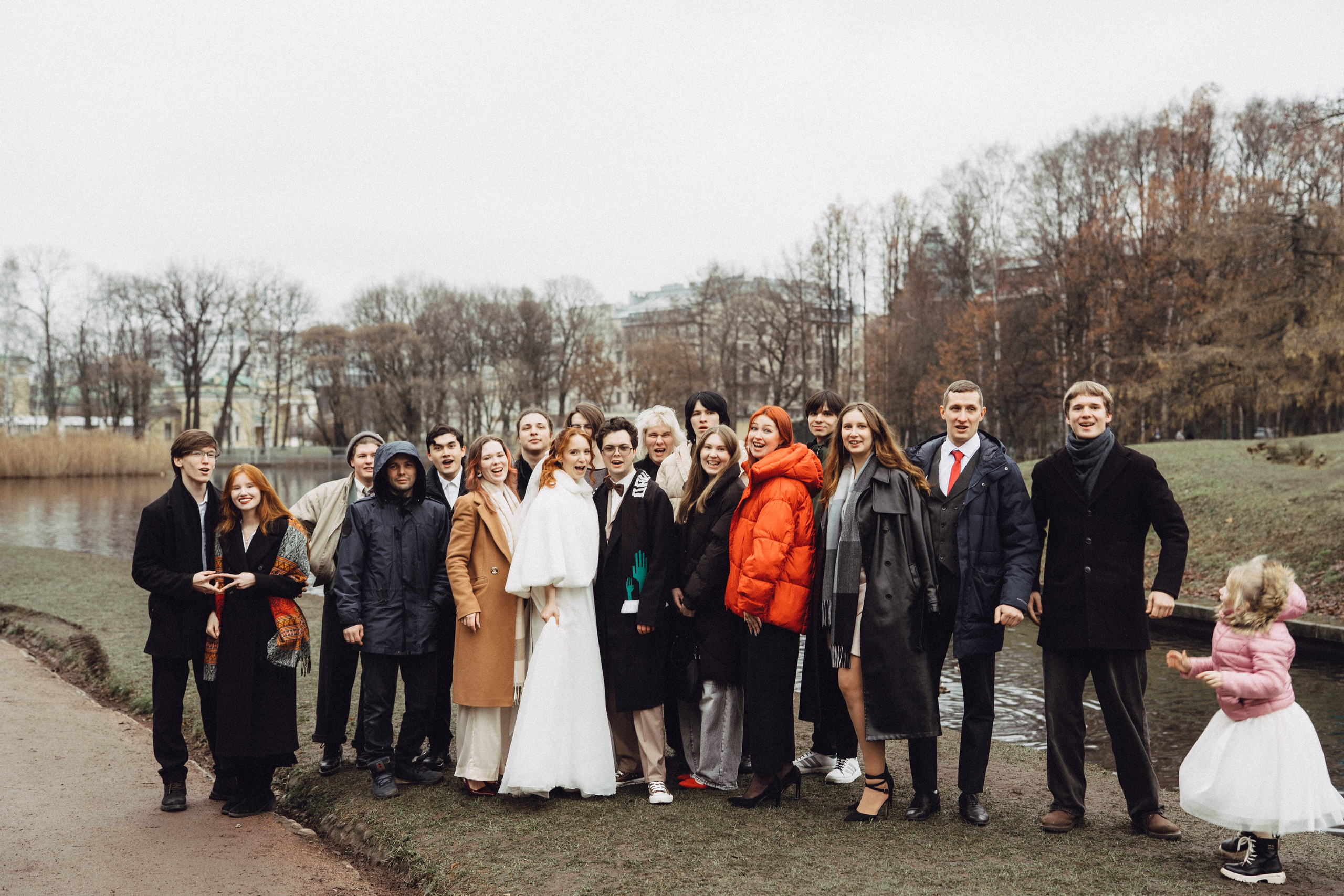 СВАДЕБНАЯ СЬЕМКА ВО ВТОРОМ ДВОРЦЕ С ГОСТЯМИ И ПРОГУЛКА В ТАВРИЧЕСКОМ САДУ. Профессиональный фотограф, Санкт-Петербург — Виктория Богомолова