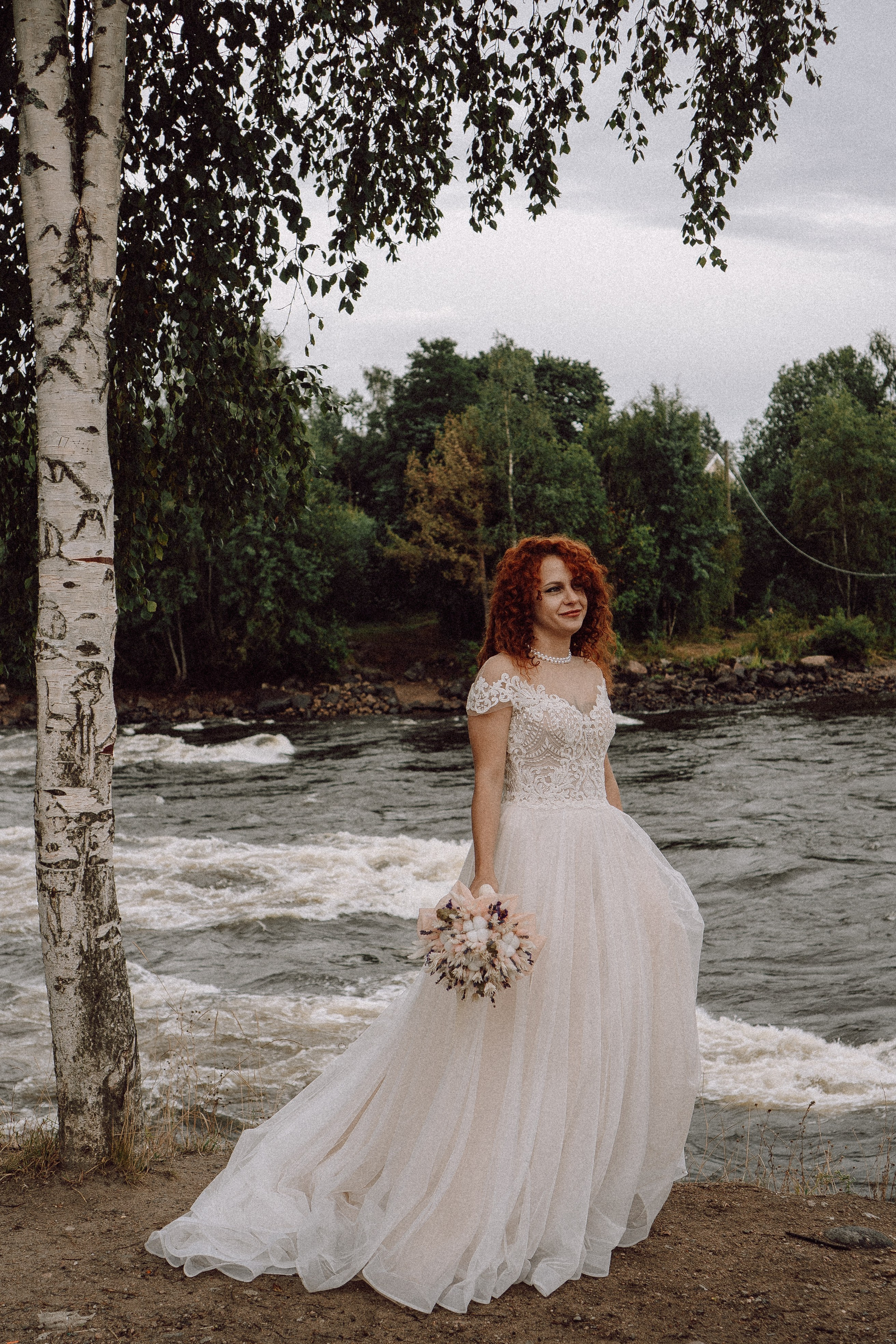 СВАДЕБНАЯ ФОТОСЕССИИЯ ПАРЫ В ГОРОДЕ ПРИОЗЕРСК В СОСНОВОМ ЛЕСУ И С ПИКАПОМ. Профессиональный фотограф, Санкт-Петербург — Виктория Богомолова