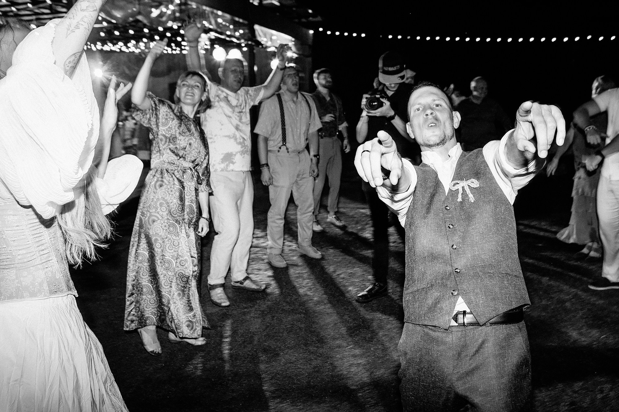 Костя и Даша 1.08.25. Свадебный фотограф Владивосток Алина Гевондова