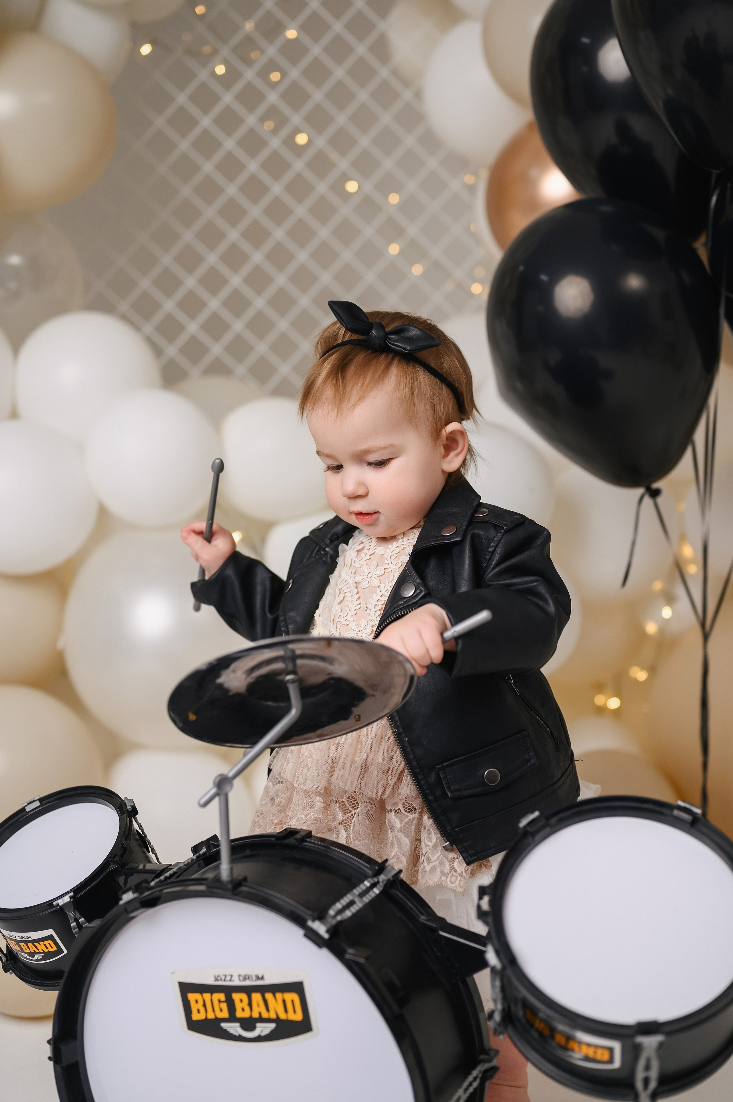 Кожаная куртка 1-2 года 3 штуки. Детская и семейная фотостудия в Калининграде