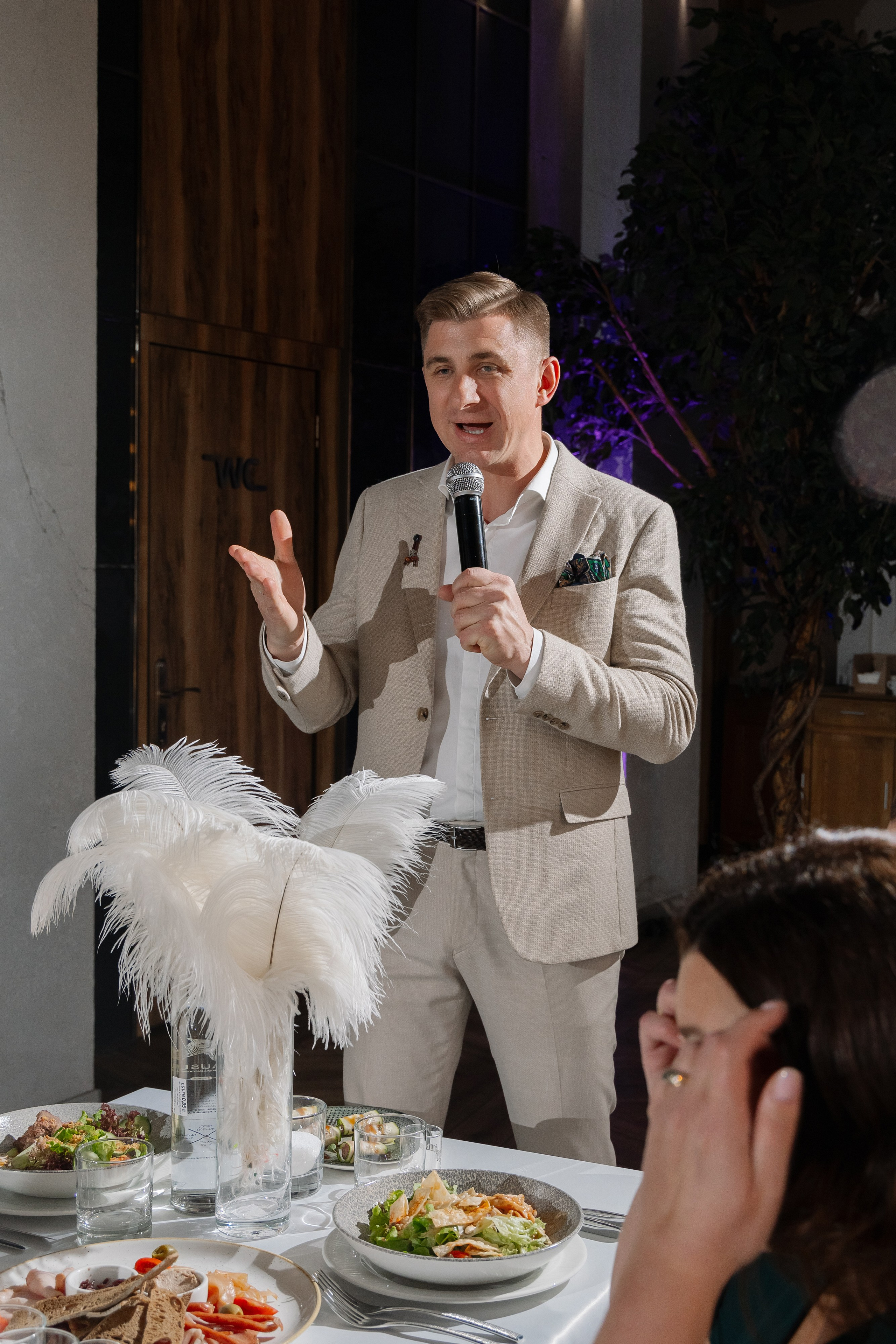 Фотосъемка юбилея в ресторане «Березка» в Минске. Свадебный фотограф в Минске/Беларуси Сергей Спиридонов