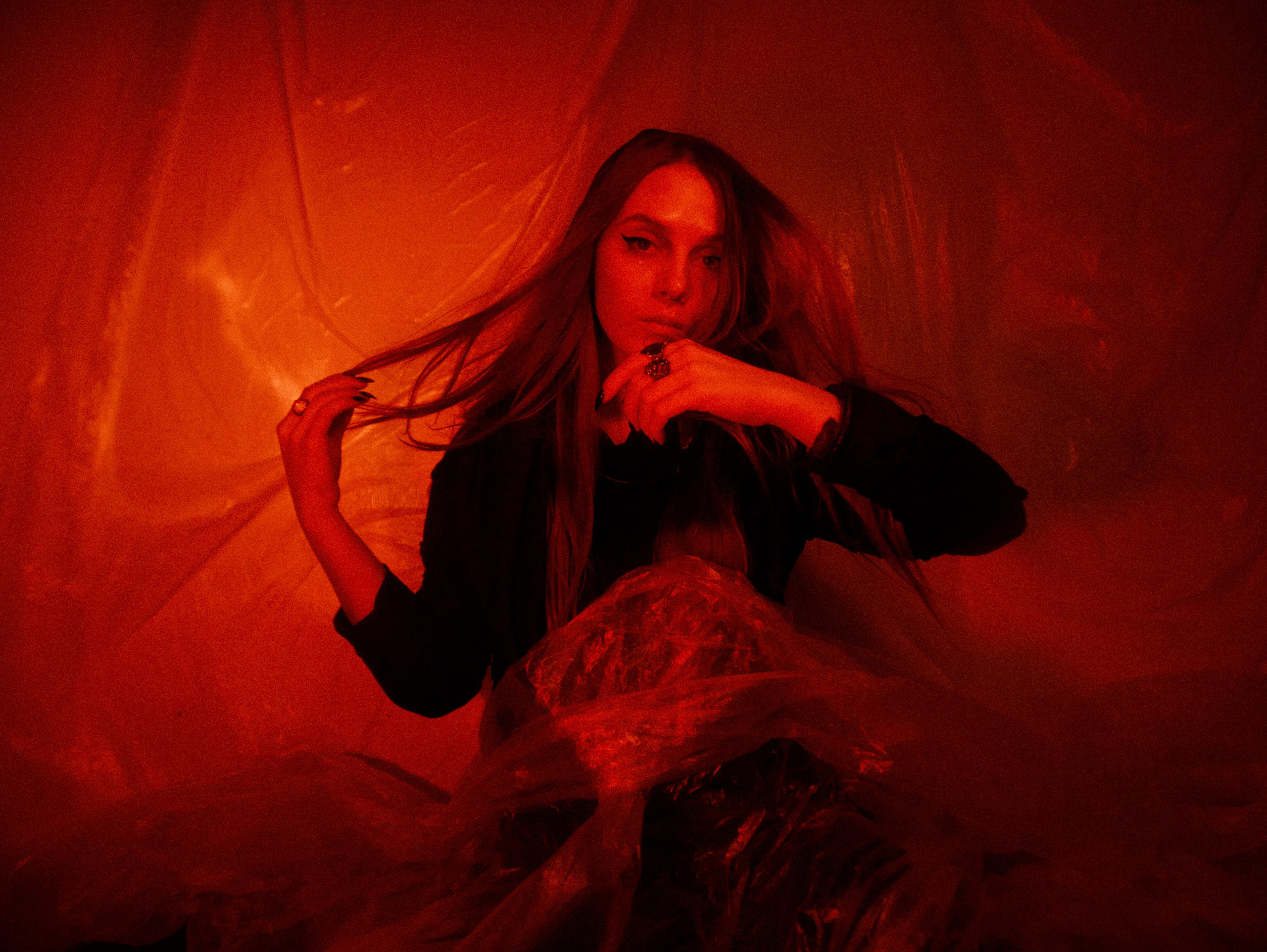 Red. Фотограф Мария Немм