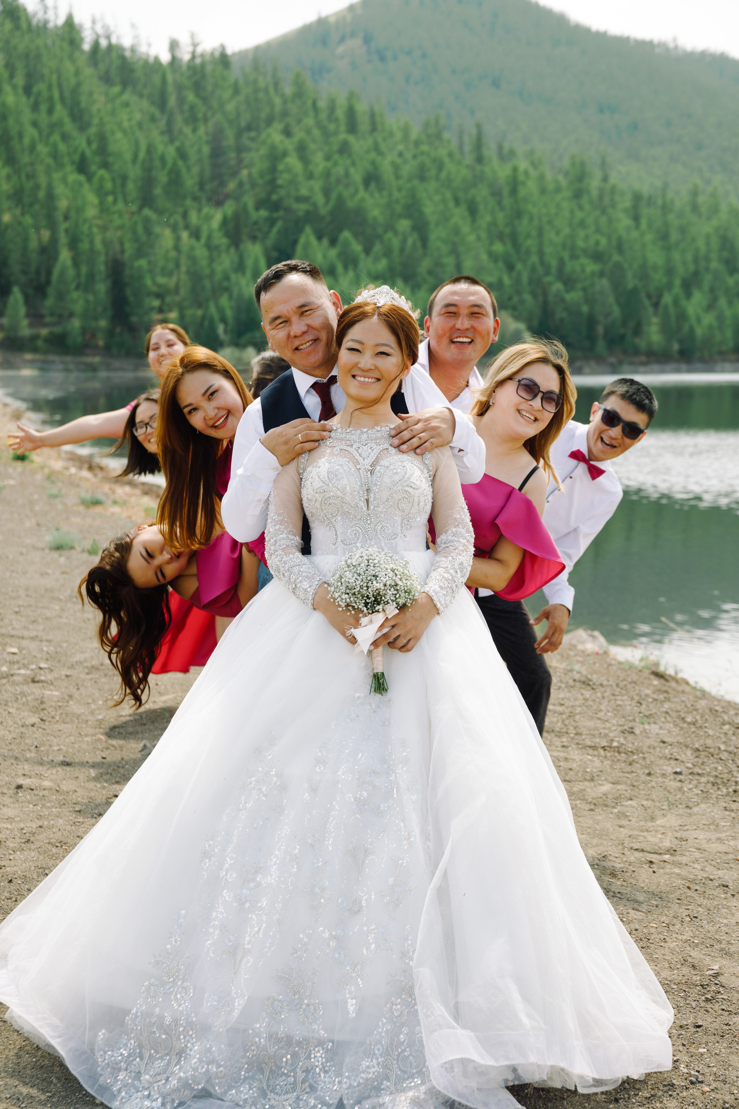 Свадебный фотограф в Кызыле Арсен Сат