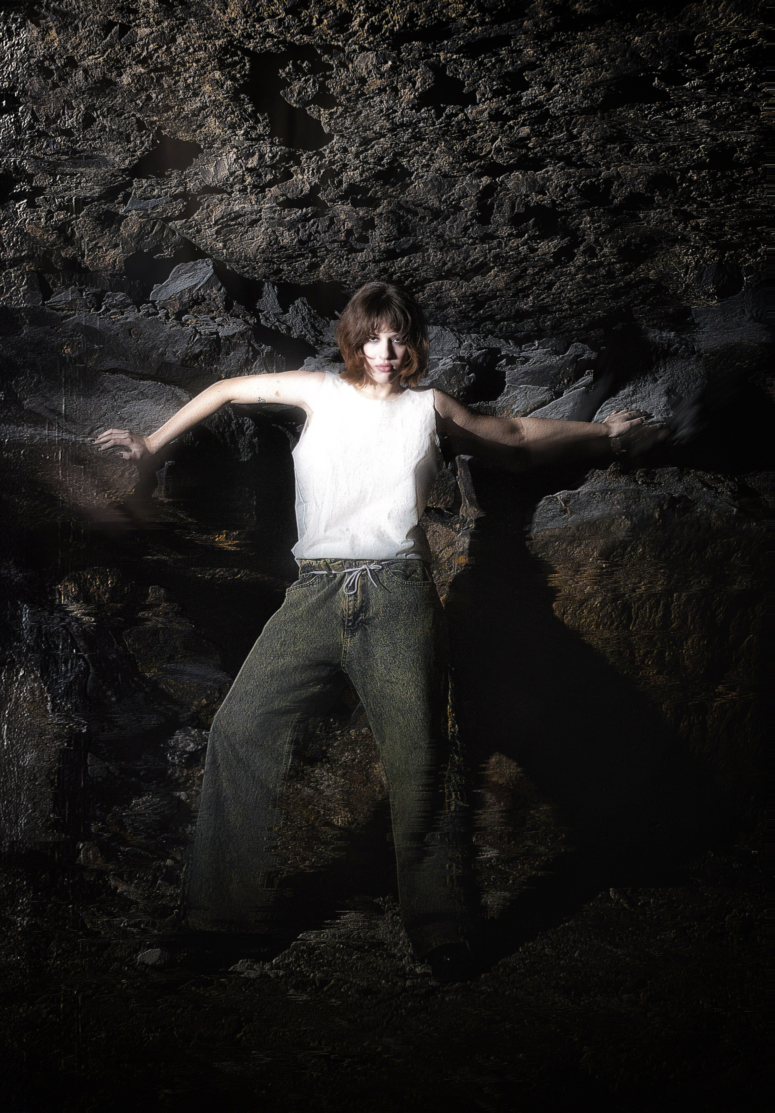 ALEXANDER SECRET. Kayala