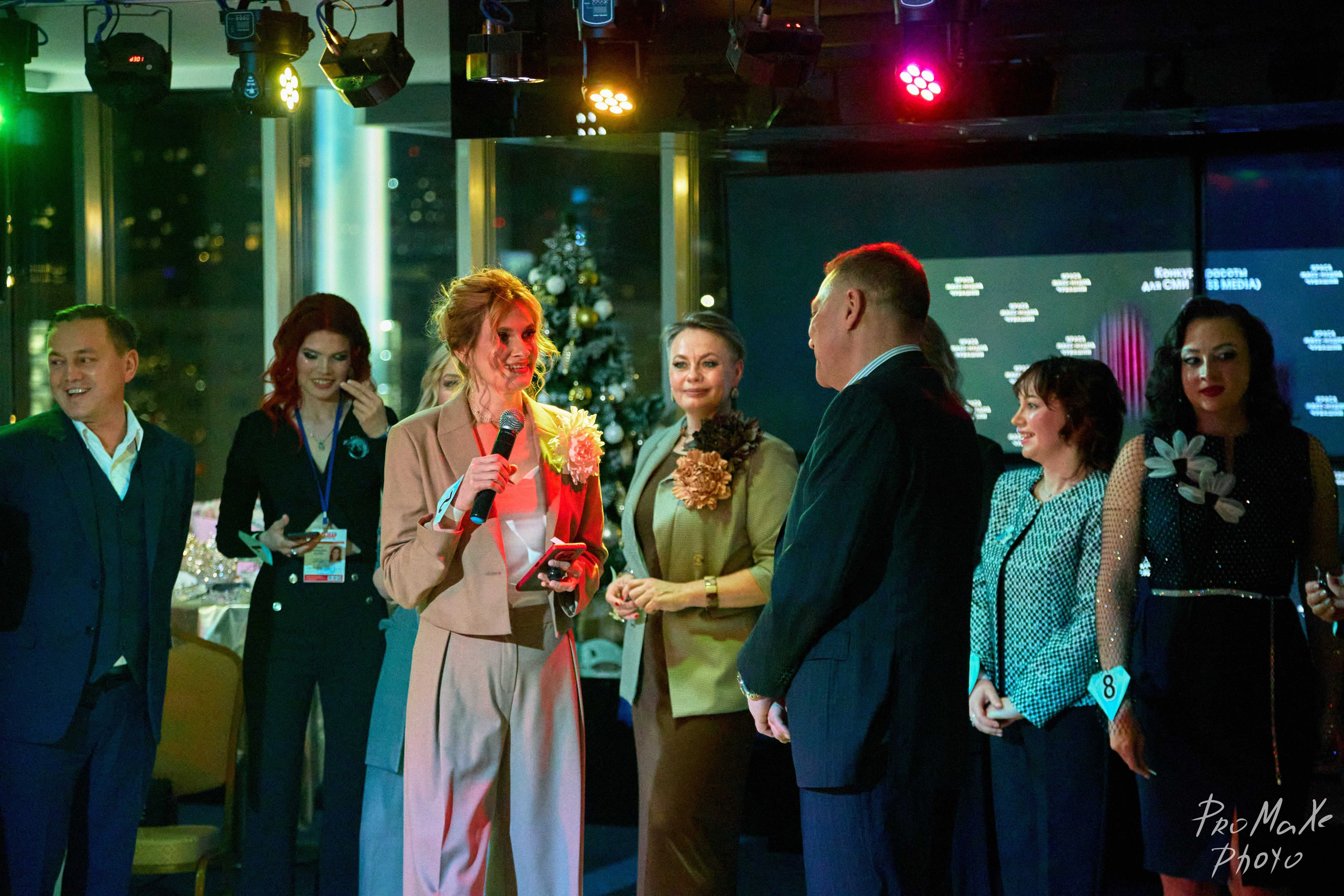 Зал КРАСА МАСС-МЕДИА ЧУВАШИИ. Владимир Суздалов (ProMaXe) — Портретный фотограф, тематические фотосессии в Чебоксарах