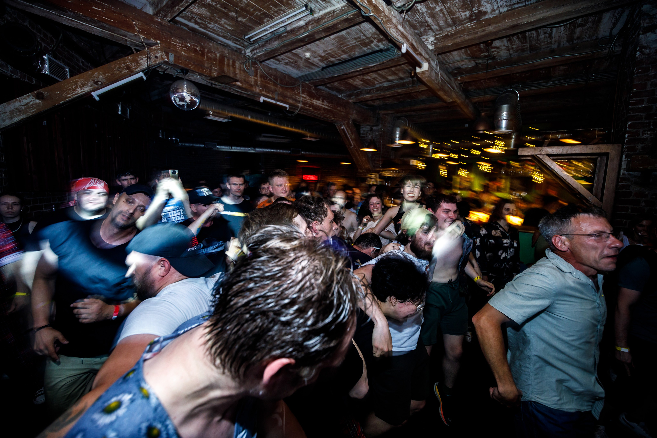 РАДИОПОМЕХИ. Фотограф Елена Богачева (lenalena_na_na_na)