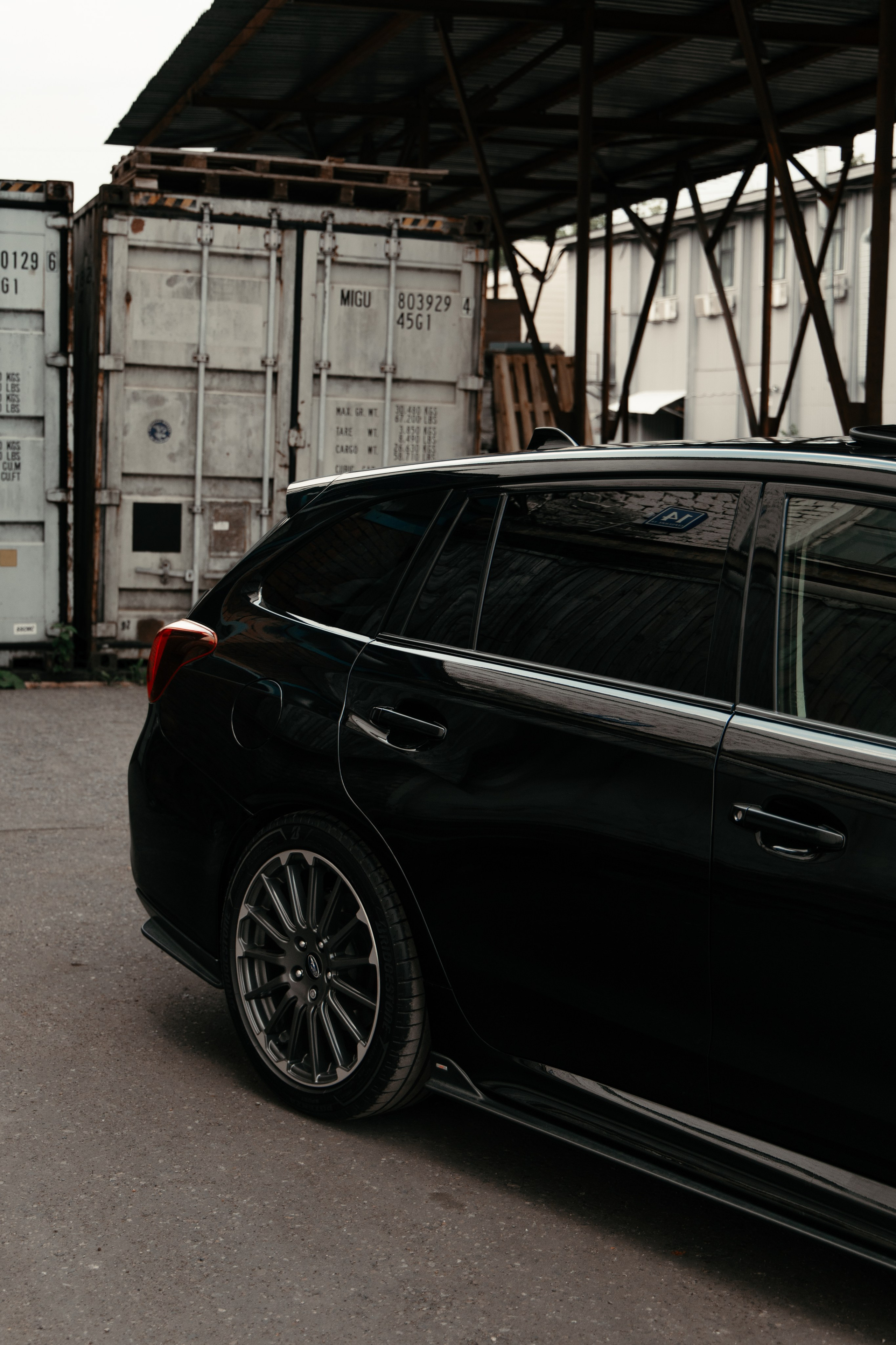 Subaru levorg. DeLorein