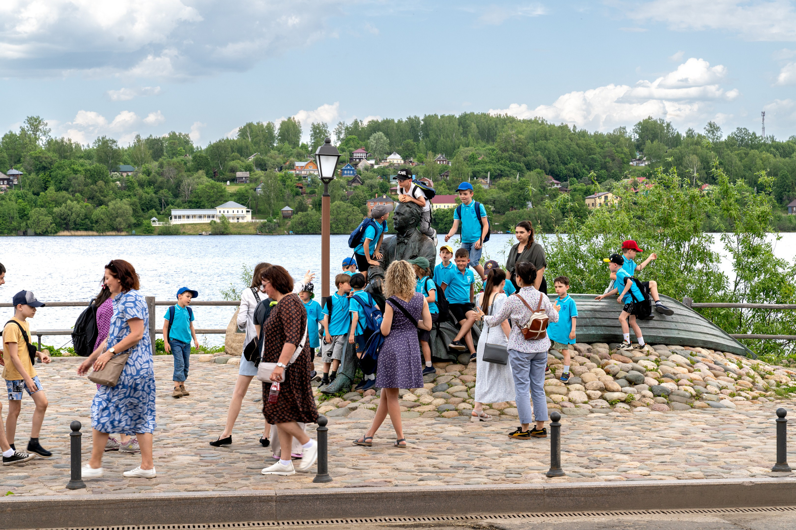 Плёс. ПОБУДЬ ЗДЕСЬ И ЦЕЛЕЕ БУДЕТ ЭТОТ МИР