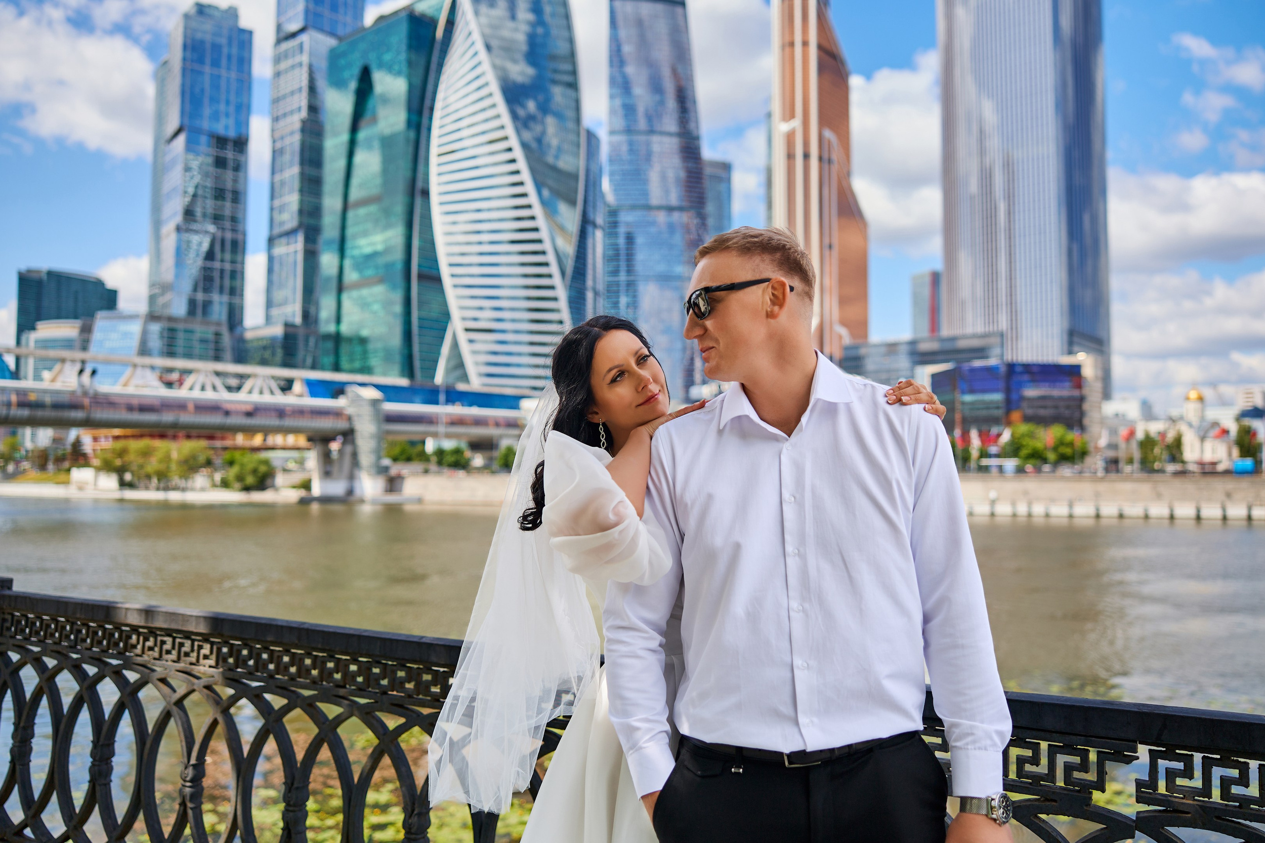 Свадебная фотосессия в Москва-Сити. Свадебный фотограф Сергей Колбинский