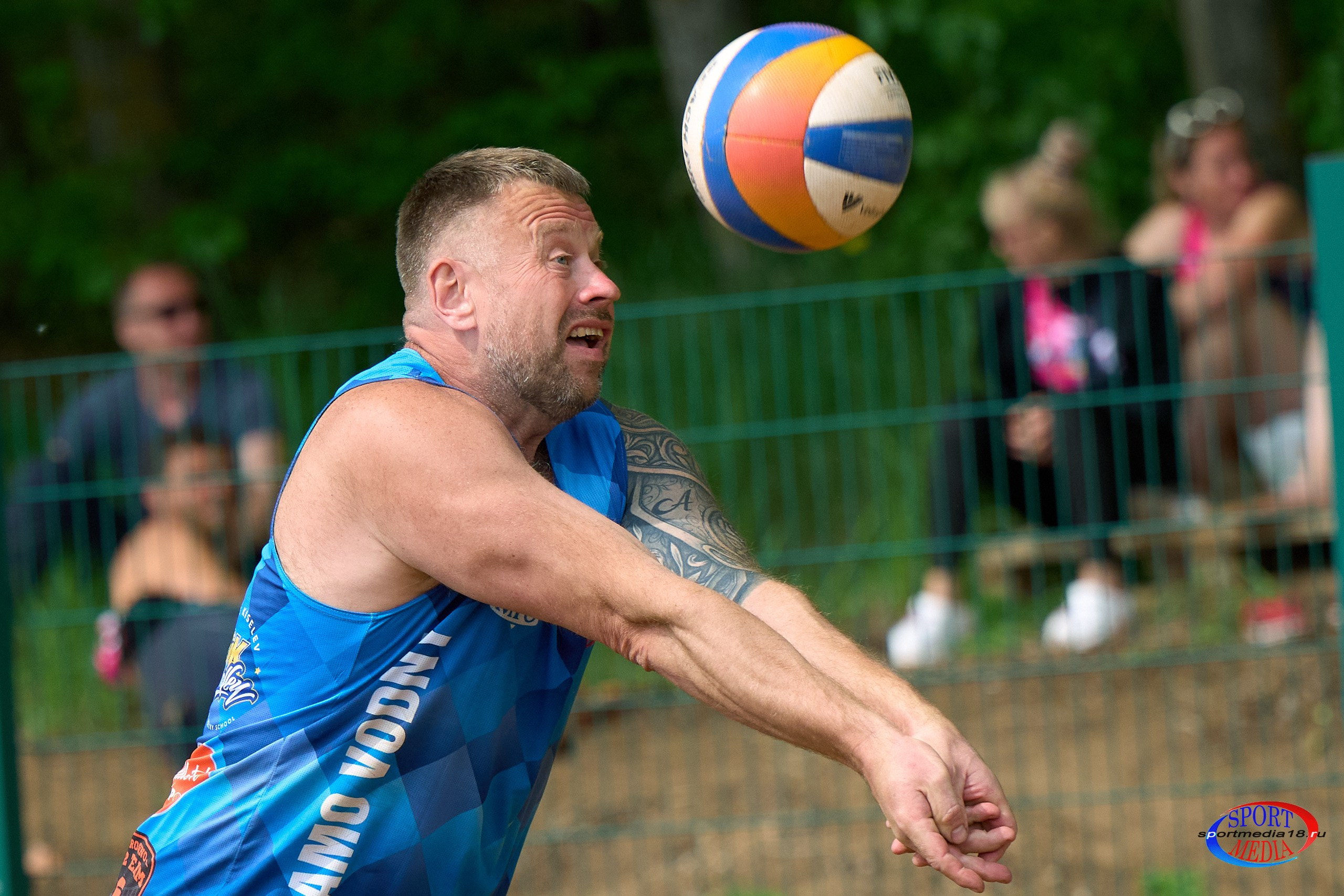 Пляжный волейбол. ПРИВОЛЖСКАЯ ЛИГА MIXT Ижевск 18.05.2025. Спортивный репортажный фотограф в Ижевске Сергей Мерзляков