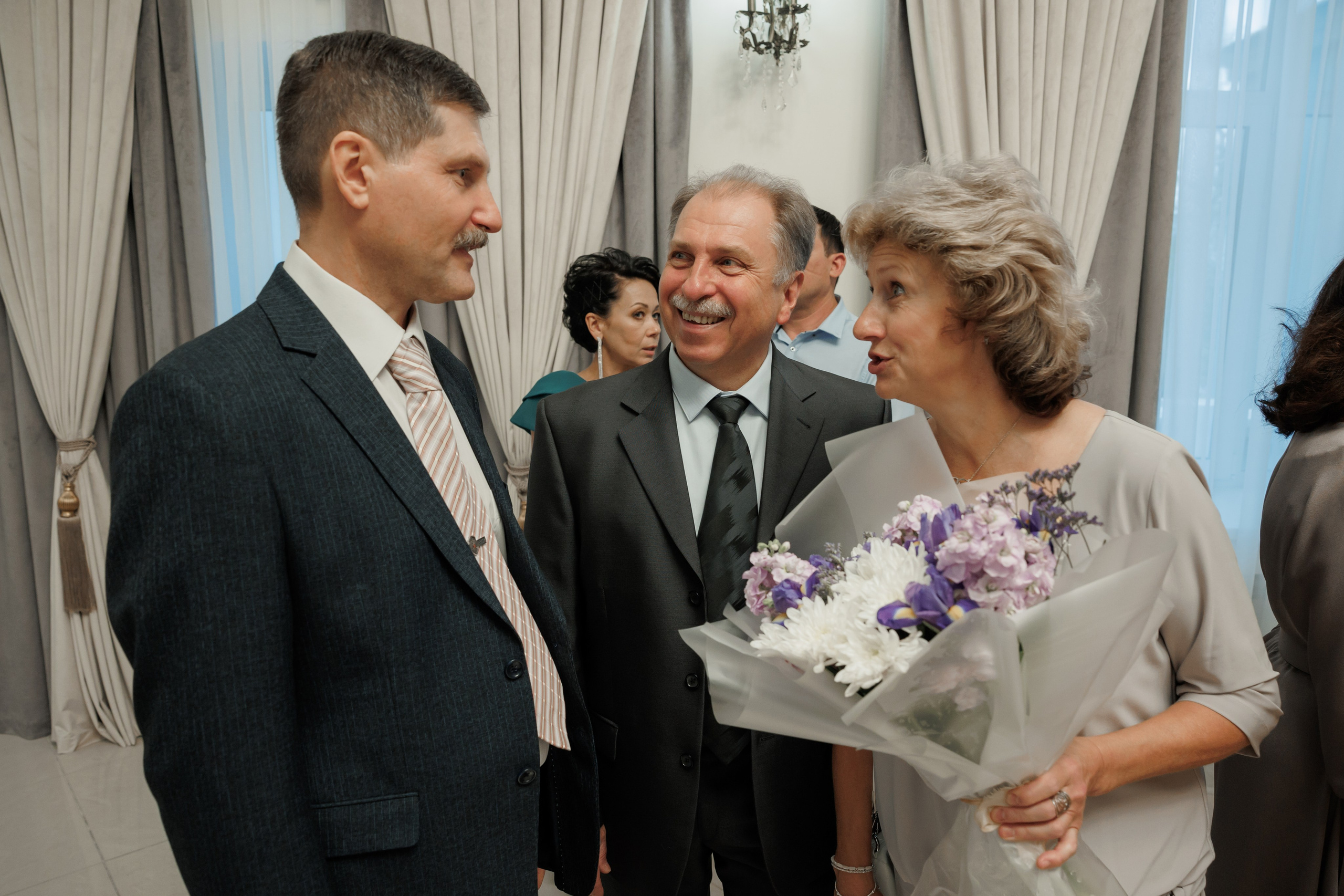 Константин и Дарья, ЗАГС ВДНХ, отель Soluxe, ресторан «Антик». Свадебный и репортажный фотограф (Москва, Королев и другие)