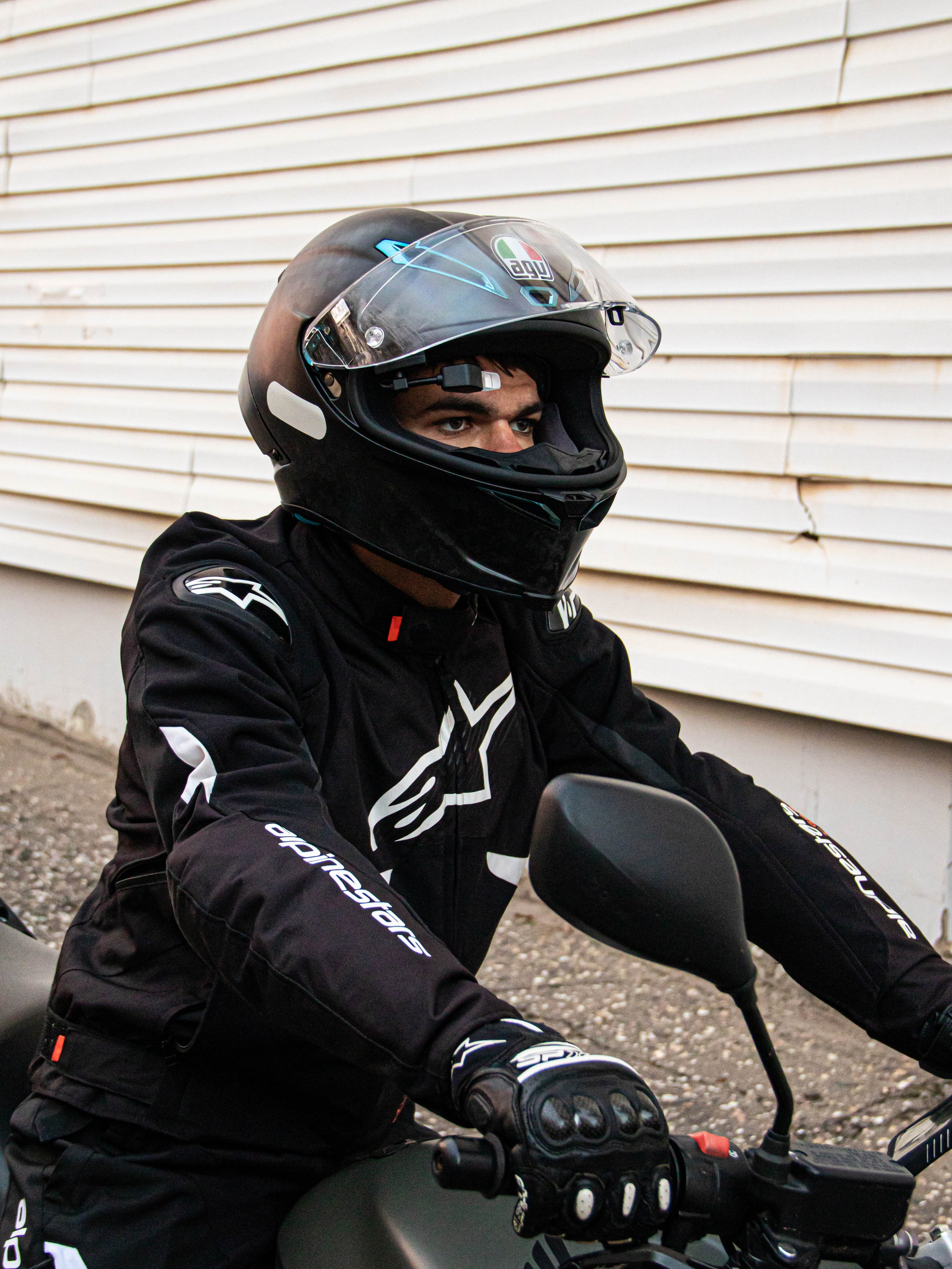 Мотоциклетный шлем. «Матрица»