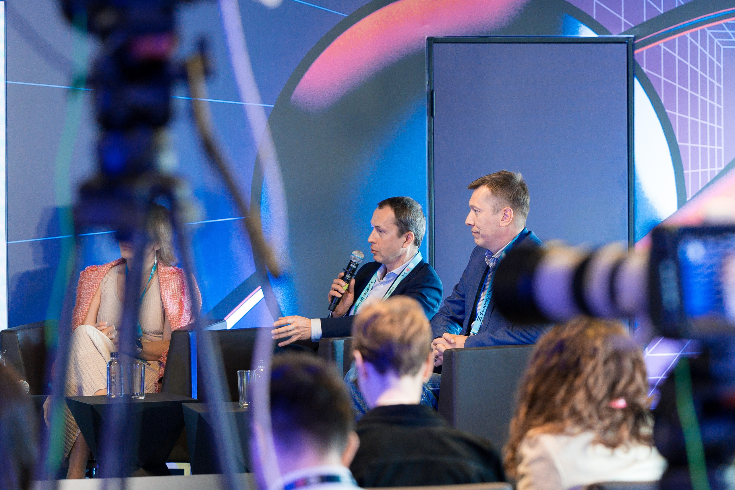 Лужники — Киберфестиваль Positive Hack Days 2. Фотограф Юлия Назарова