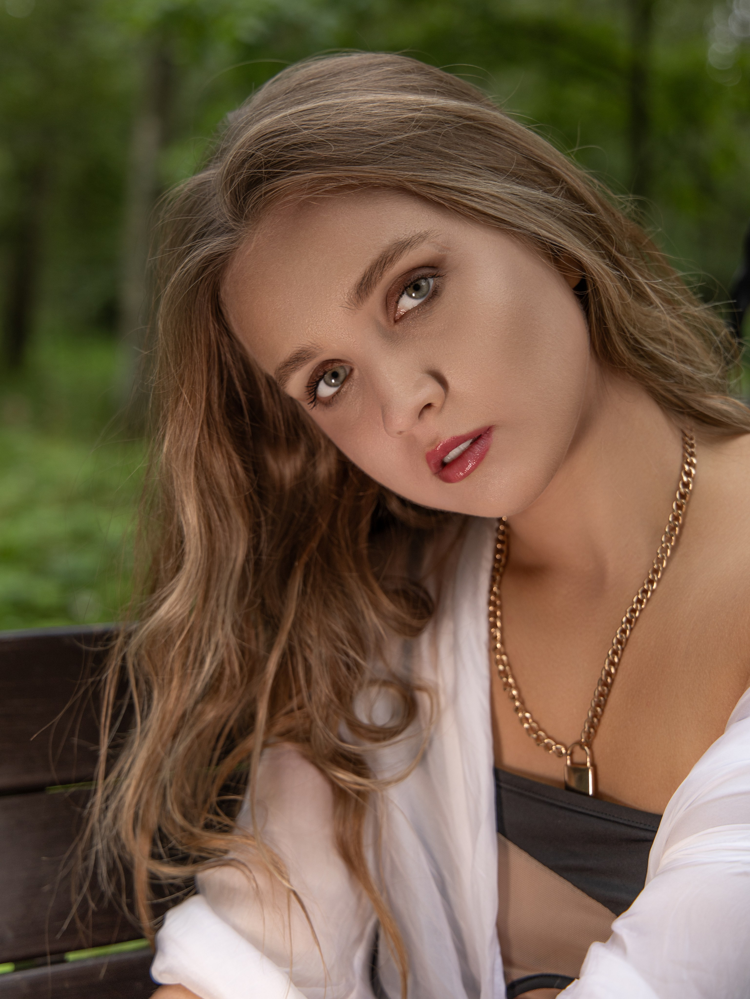 Фотосессия с дымовыми шашками с Настей. Ильдар Салимов — портретный и репортажный фотограф в Москве