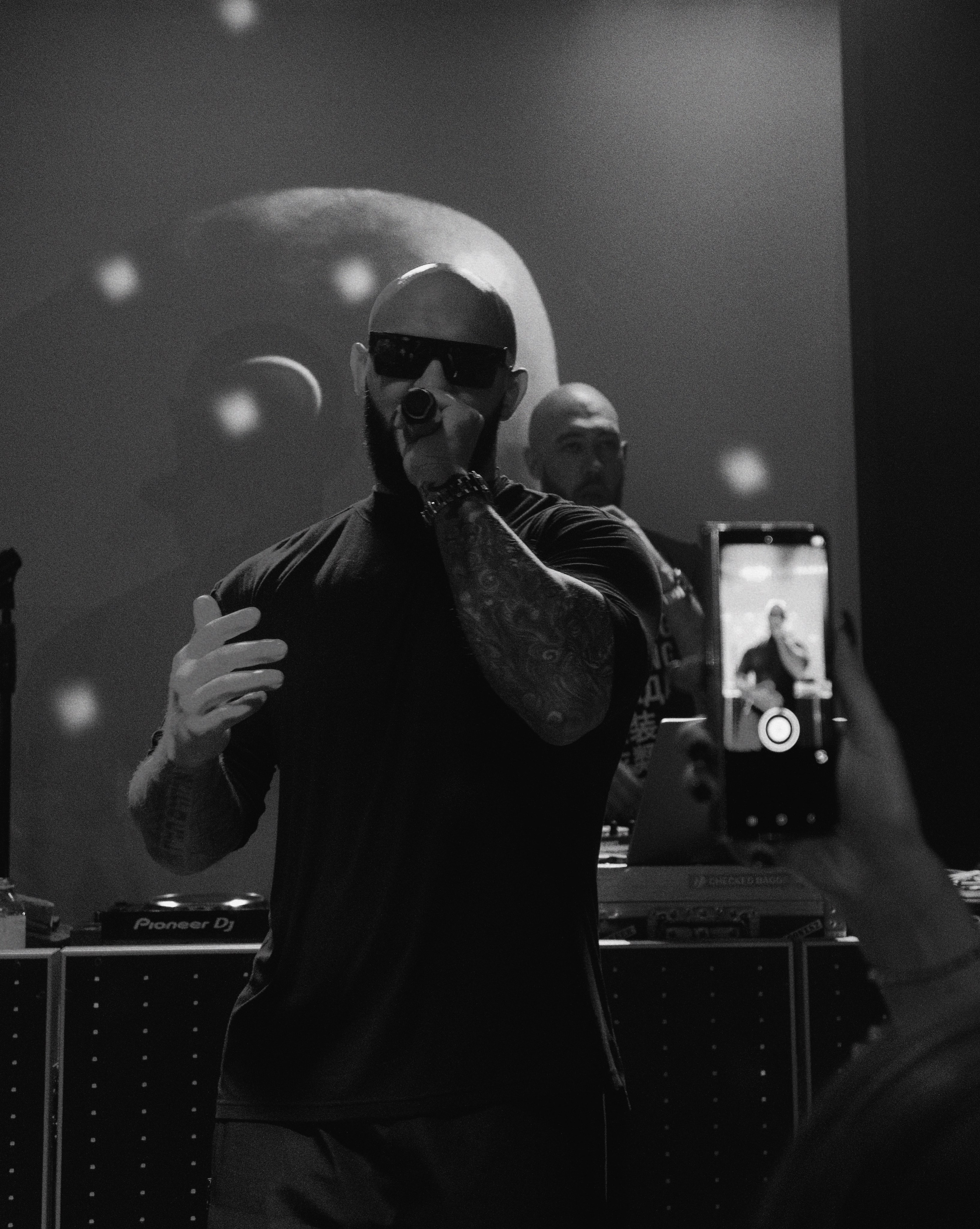 DZHIGAN. NOIZOMAX Художественный фотограф в Дубай