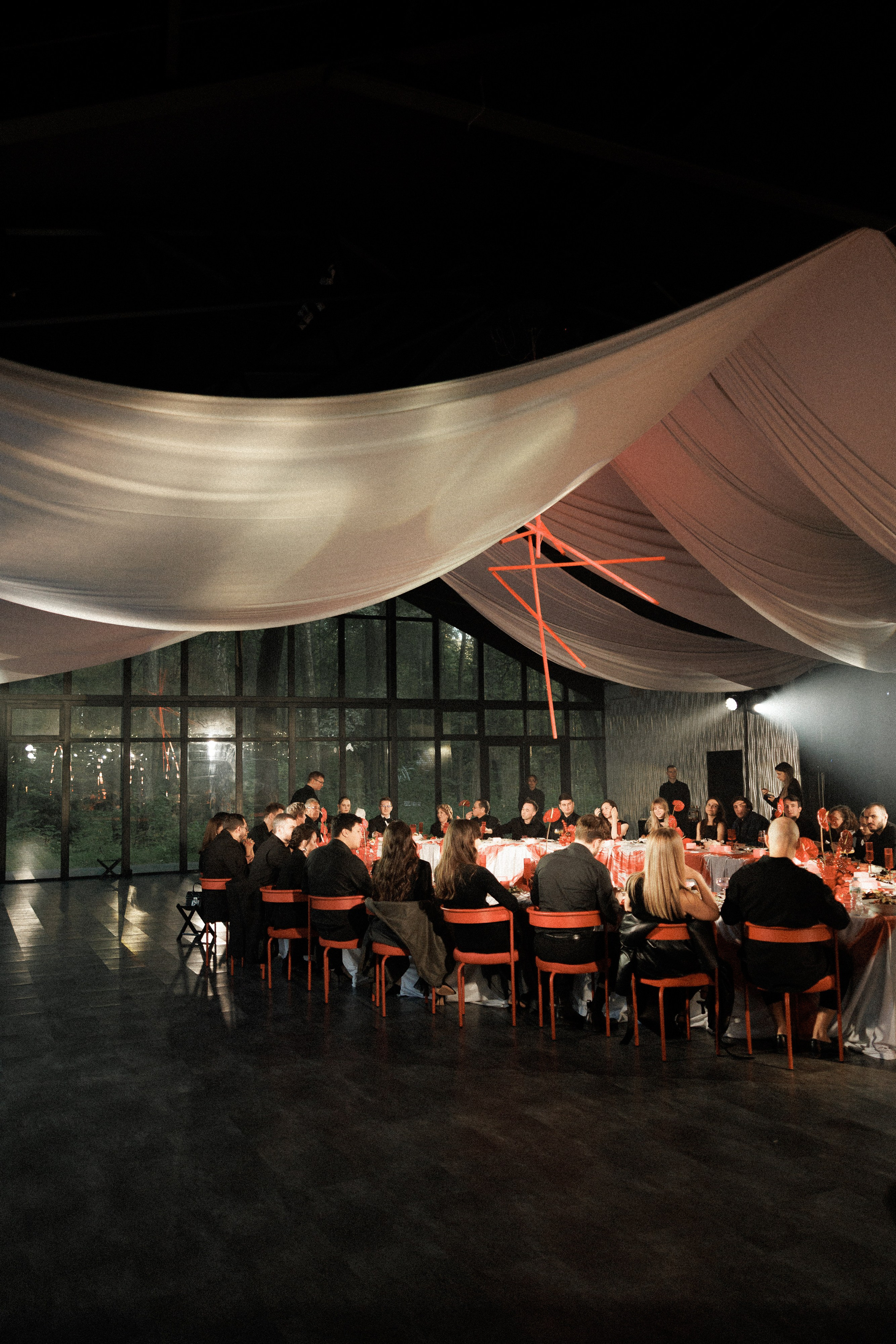 LOVE & HATE | R & N. Свадебный и event-фотограф Иван Волнухин