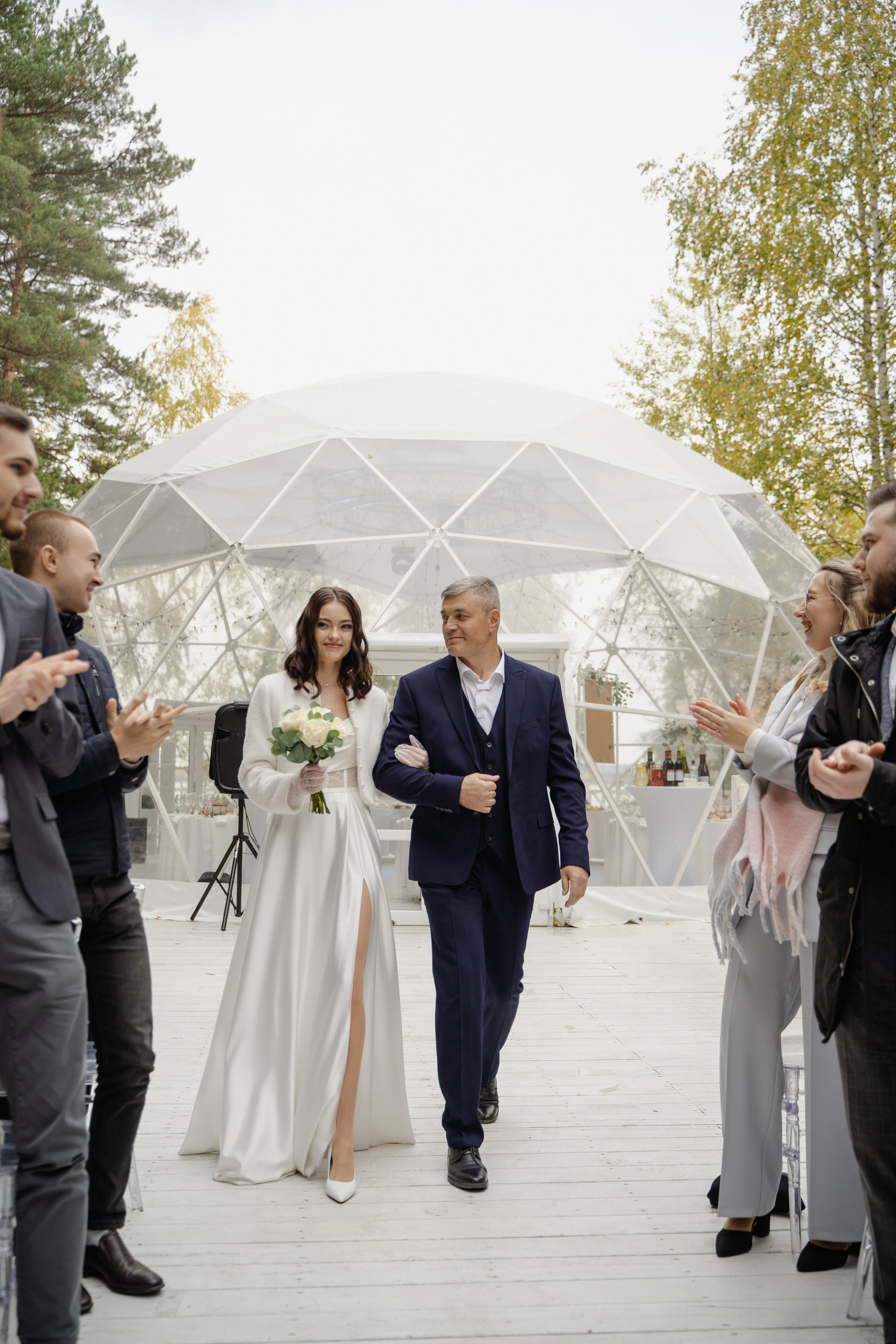 Ксения и Василий. Хвоя. Фотограф Аля Овчарова