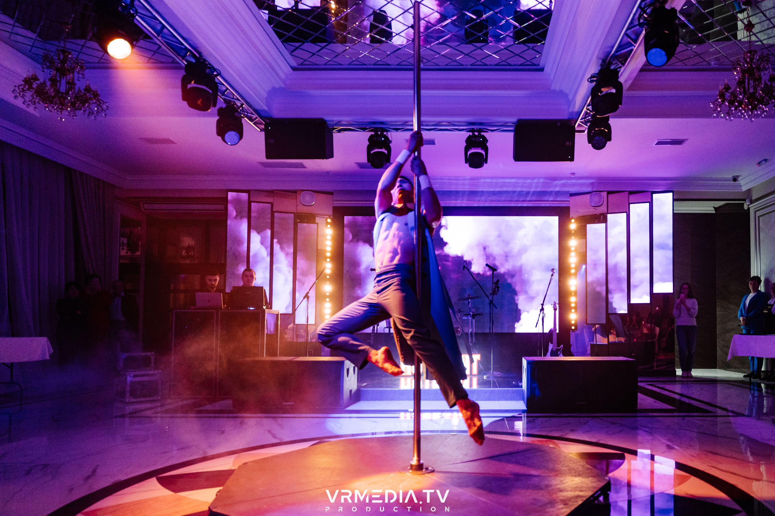 Международный женский день в ресторане «Лазурный берег»