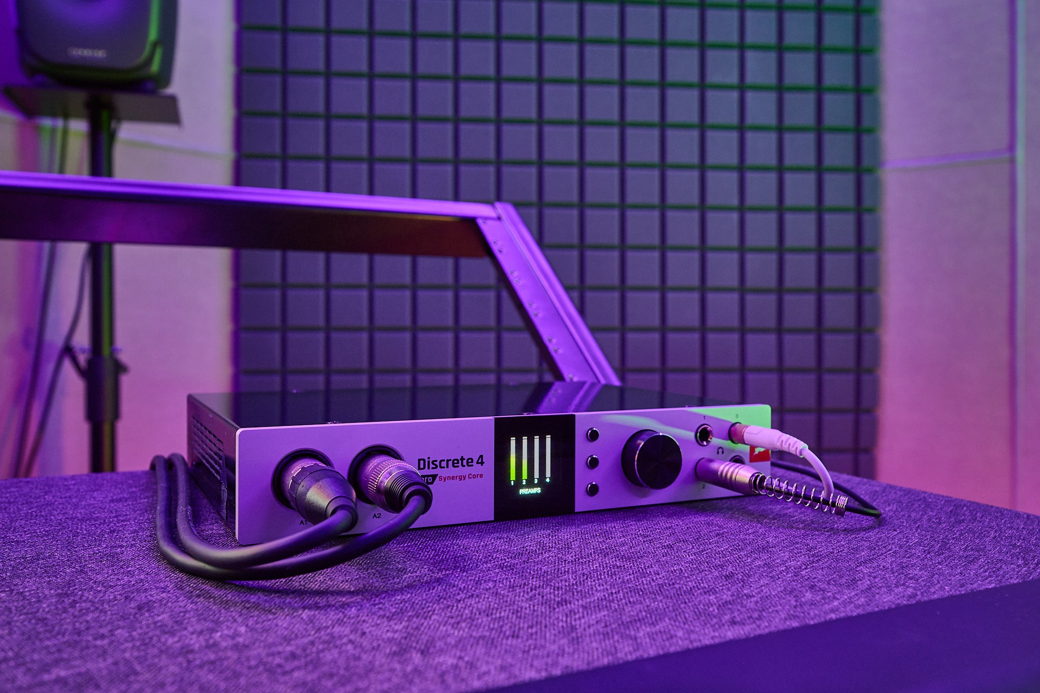 Студия Звукозаписи JezoMusic. Интерьерный фотограф в Краснодаре