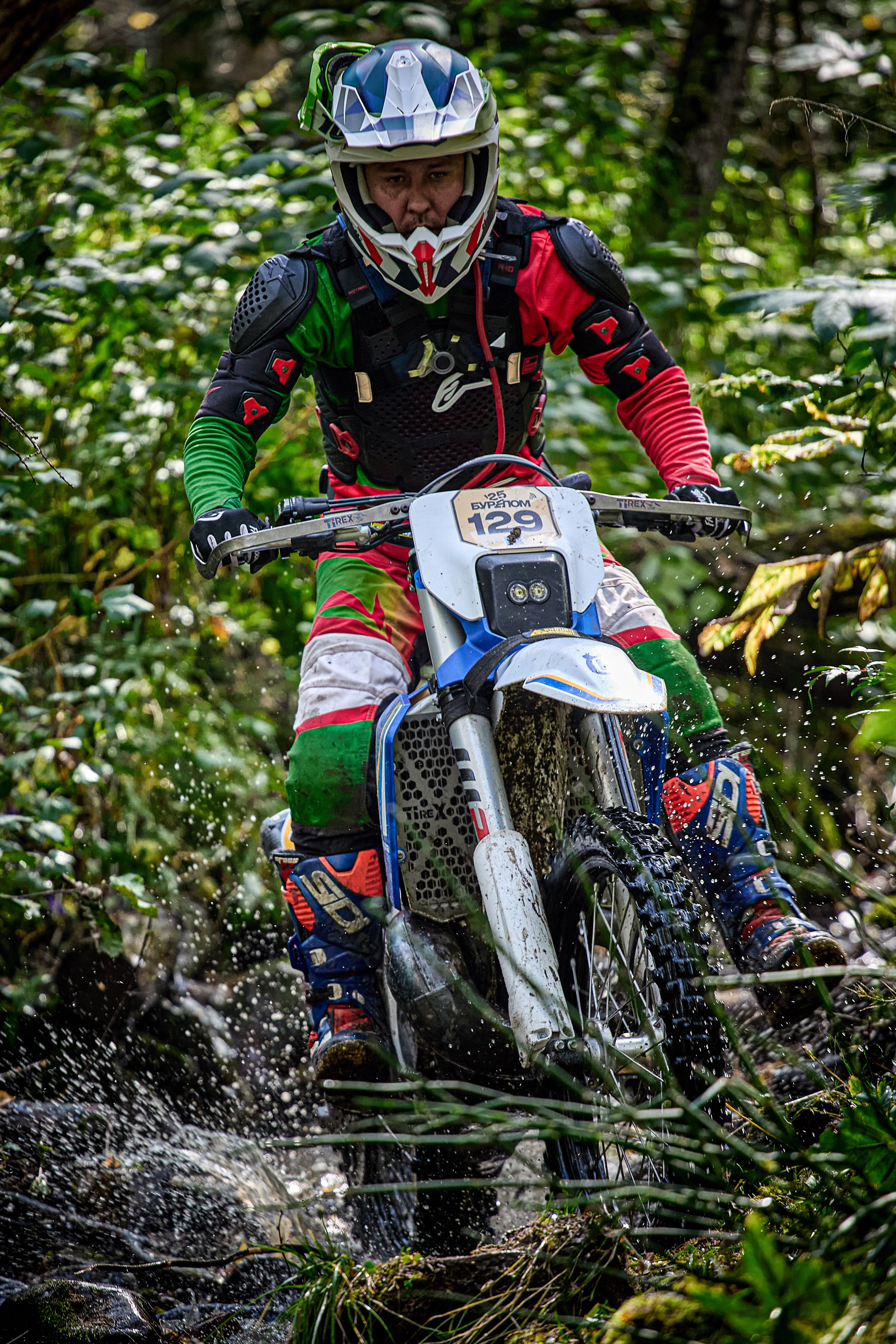 БУРЕЛОМ 2025 чемпионат Сибири по Эндуро. Фотограф Москва Concerts photo / Fashion photо