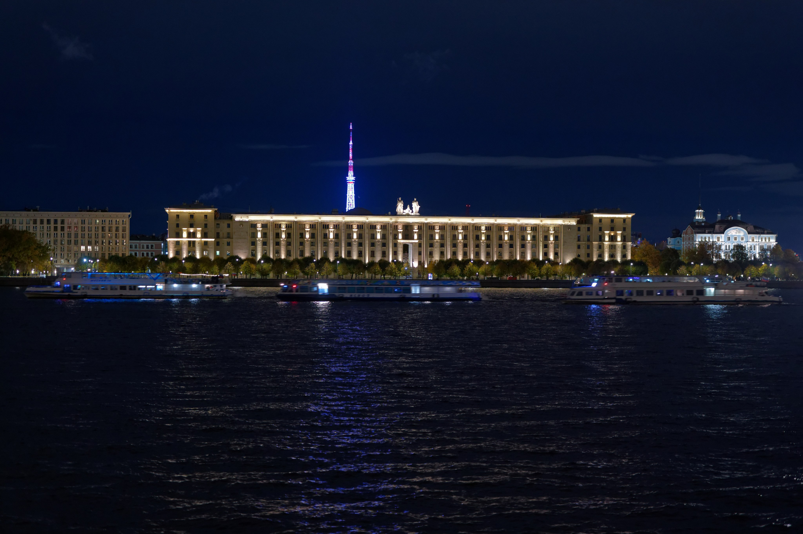 Street. Фотограф в городе Омске Константин Зоткин