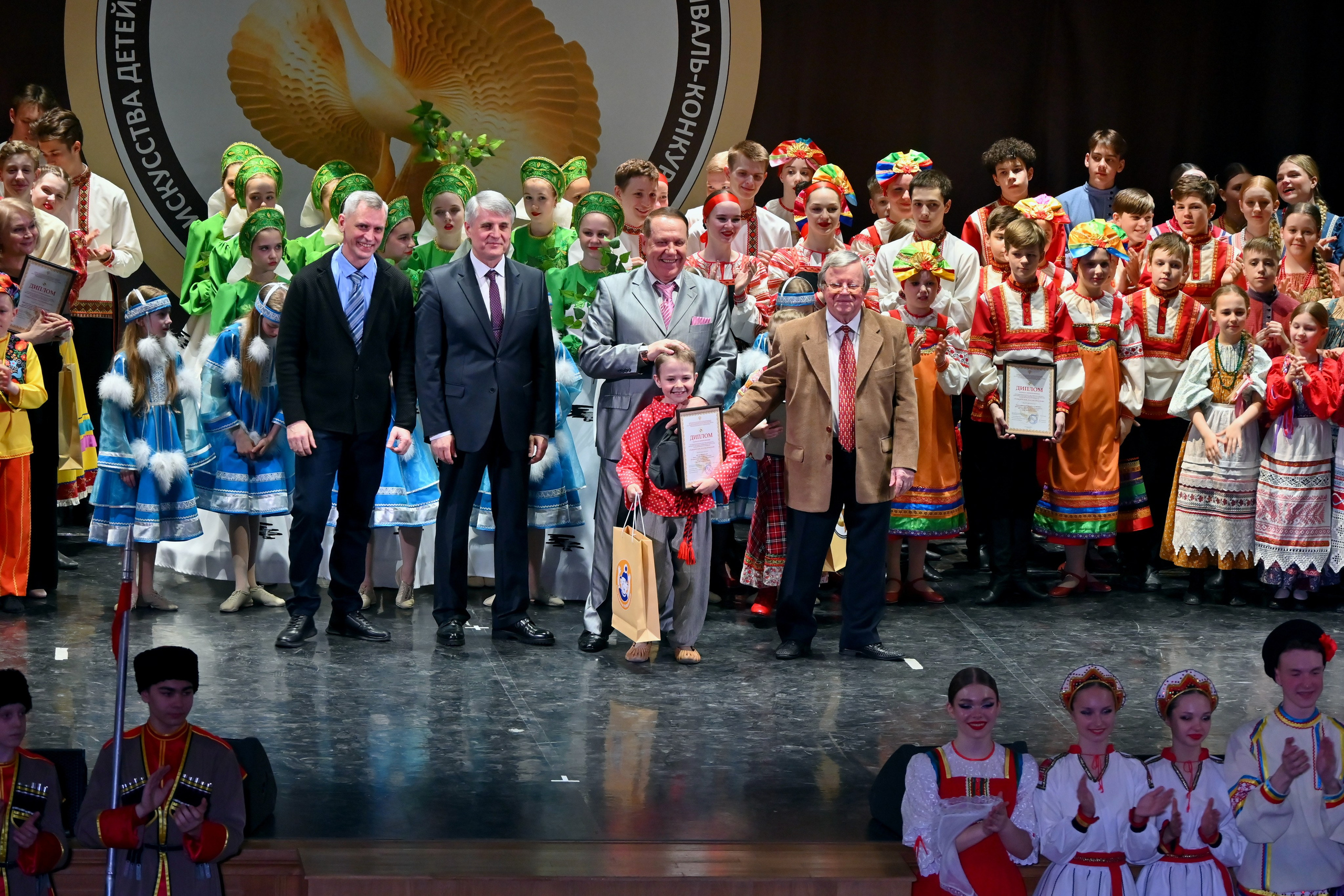 Гала-концерт. Танцуй и пой, Россия Молодая! 22.04.2024. Профессиональный фотограф в Москве Алёна Котова