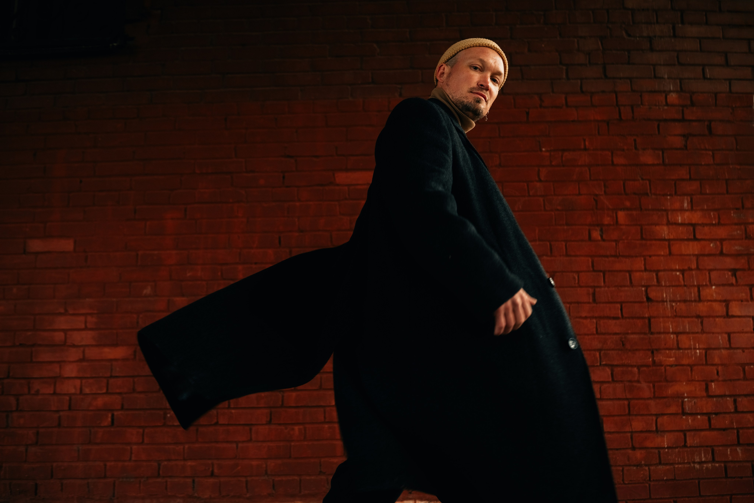 Николай Сероткин (Канонерский остров). Непарадное в парадных