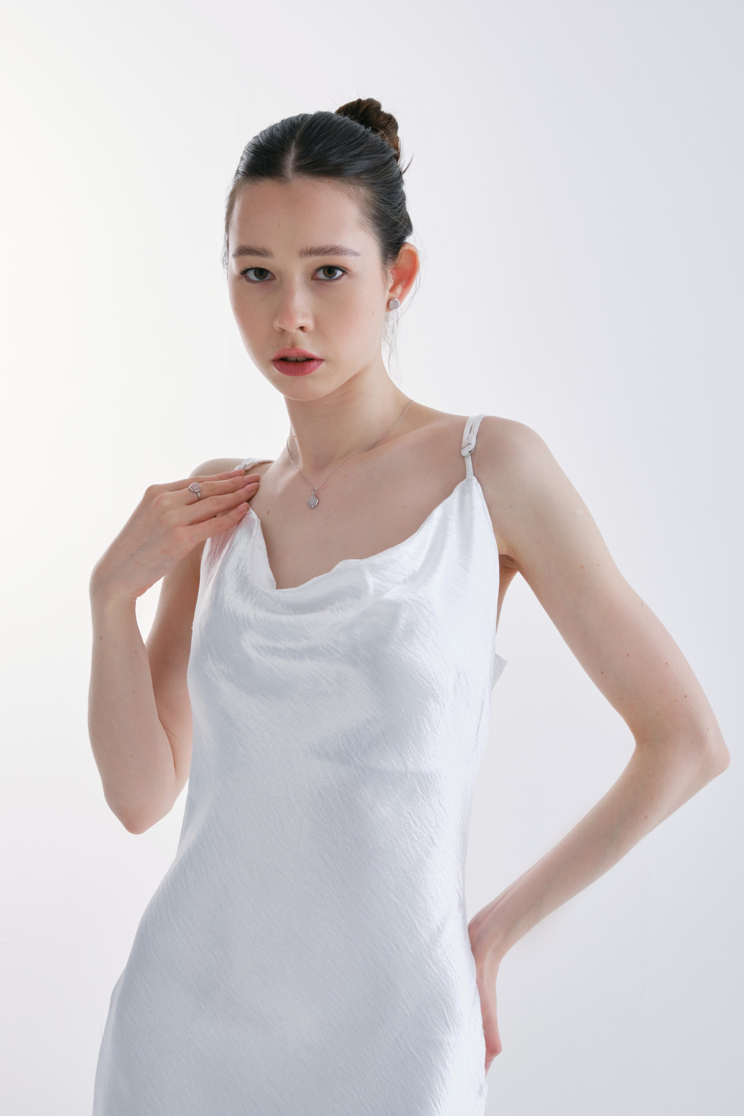 Каталог/лукбук. Контент-фотограф и видеограф в Перми