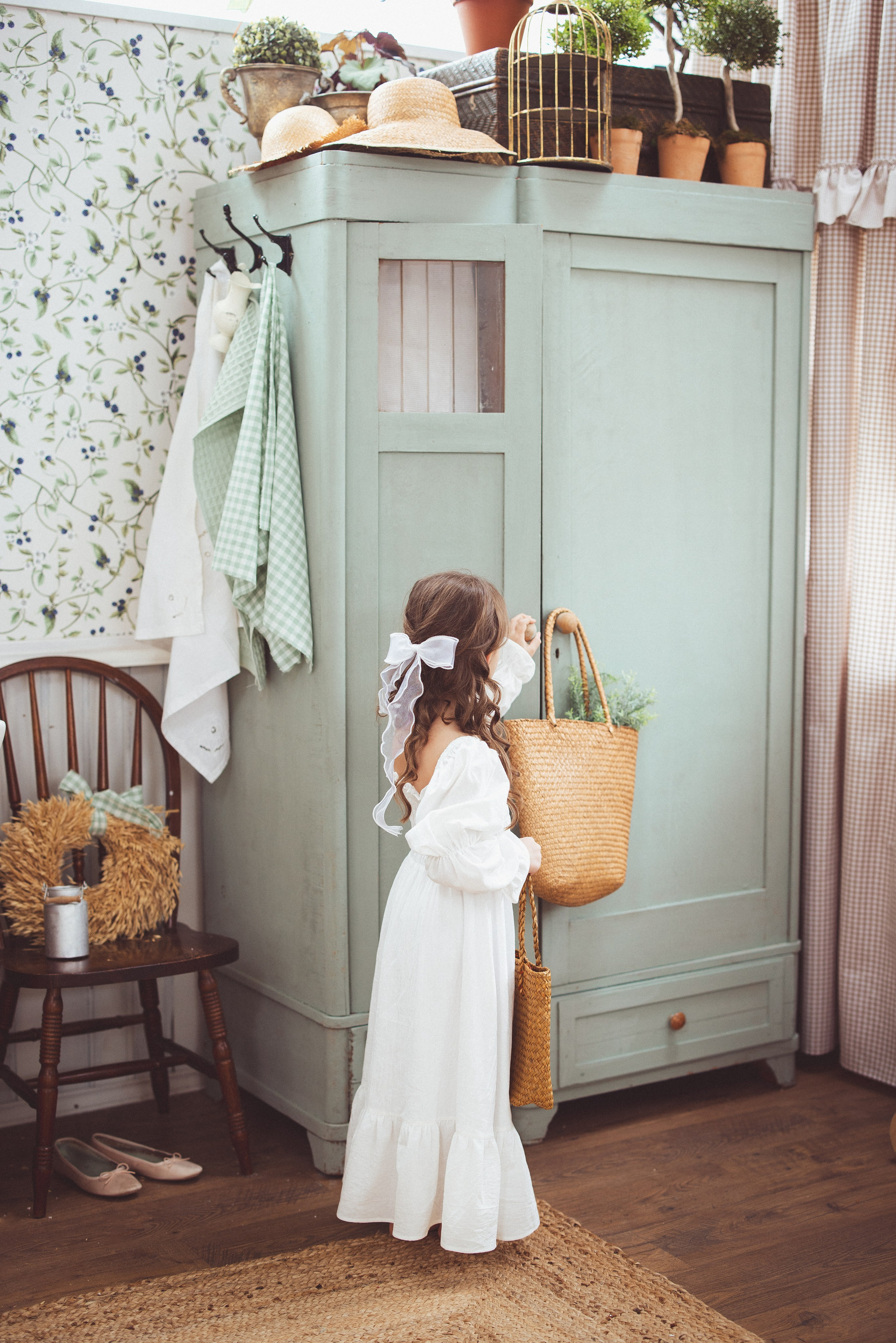 Пасхальные фотосессии в фотостудии Ольги Сурухановой, город Краснодар. Семейный и детский фотограф в Краснодаре Анна Трашкова