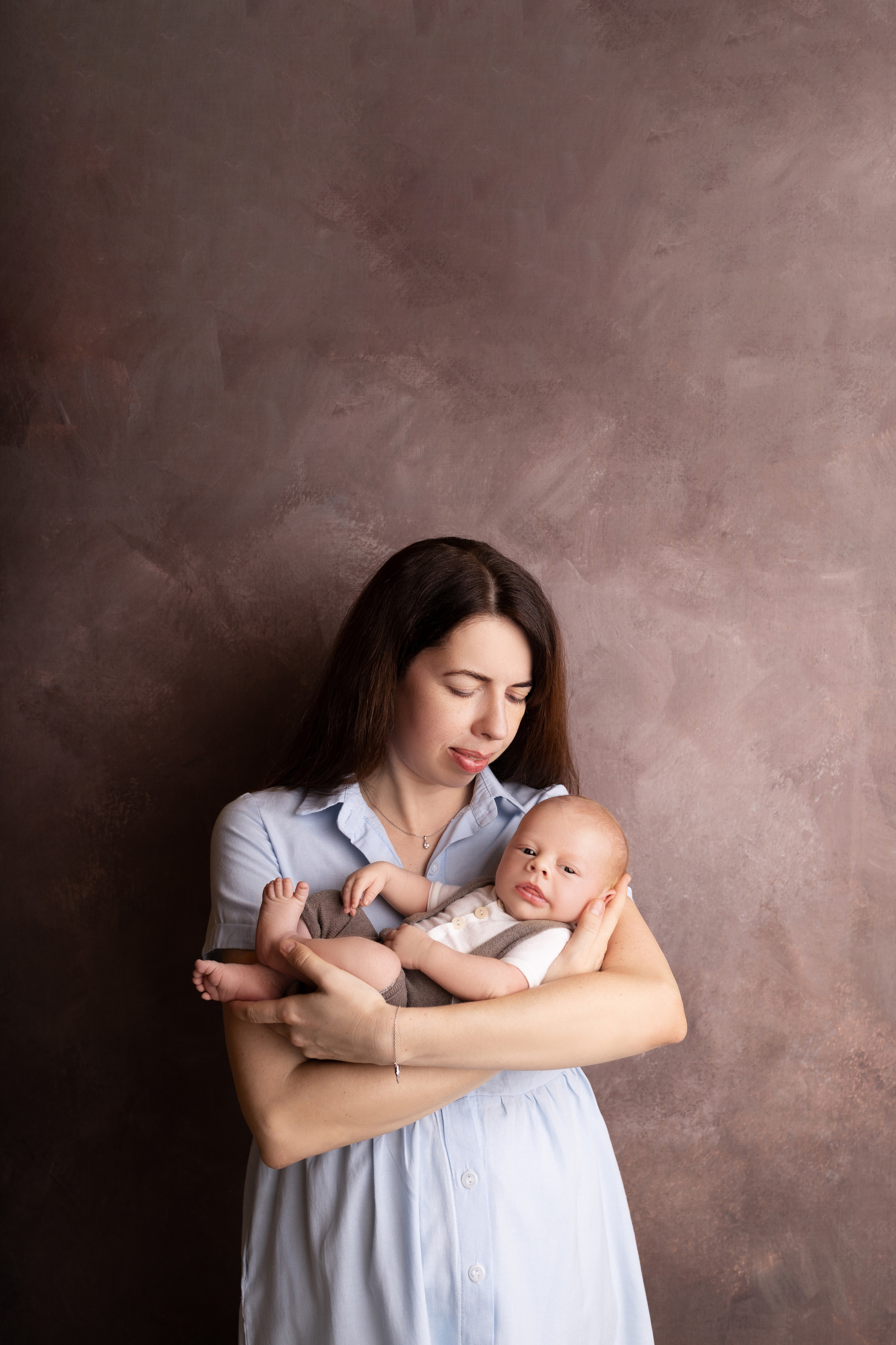 Семейные кадры от Elvira Kamaeva. Фотограф новорожденных малышей в Омске и Омской области Эльвира Камаева