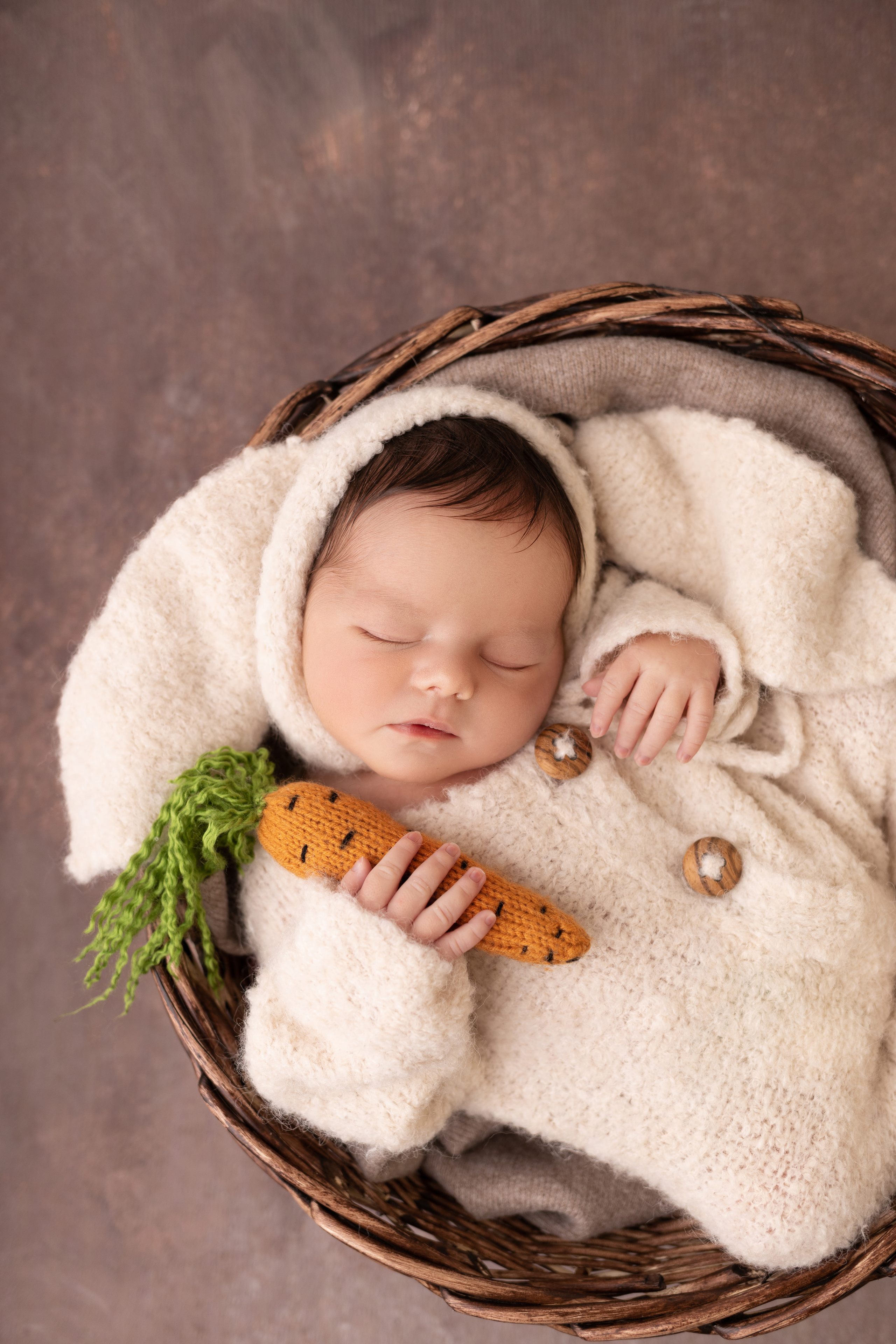 Классическая фотосессия малыша. Фотограф новорожденных малышей в Омске и Омской области Эльвира Камаева