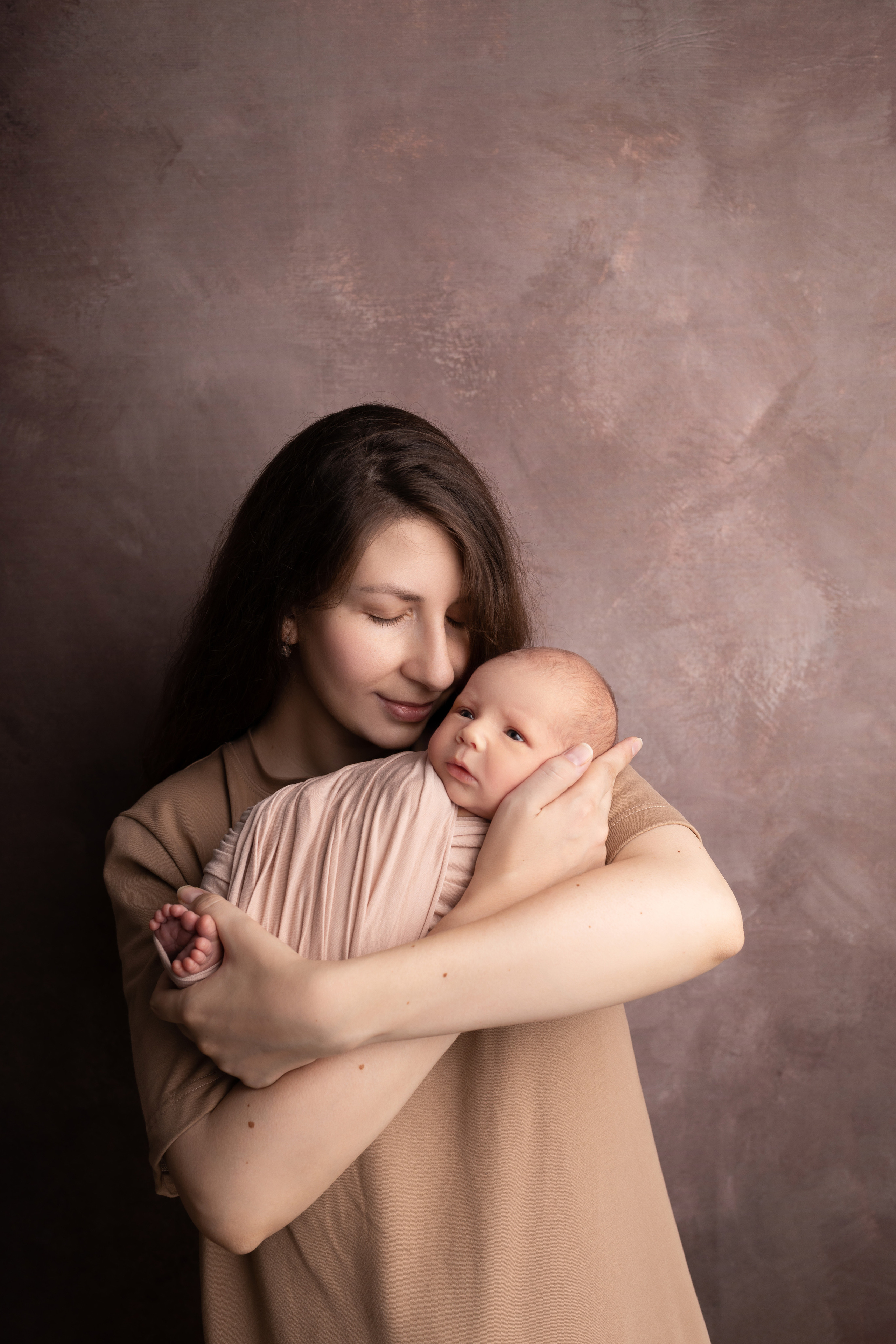 Семейные кадры от Elvira Kamaeva. Фотограф новорожденных малышей в Омске и Омской области Эльвира Камаева