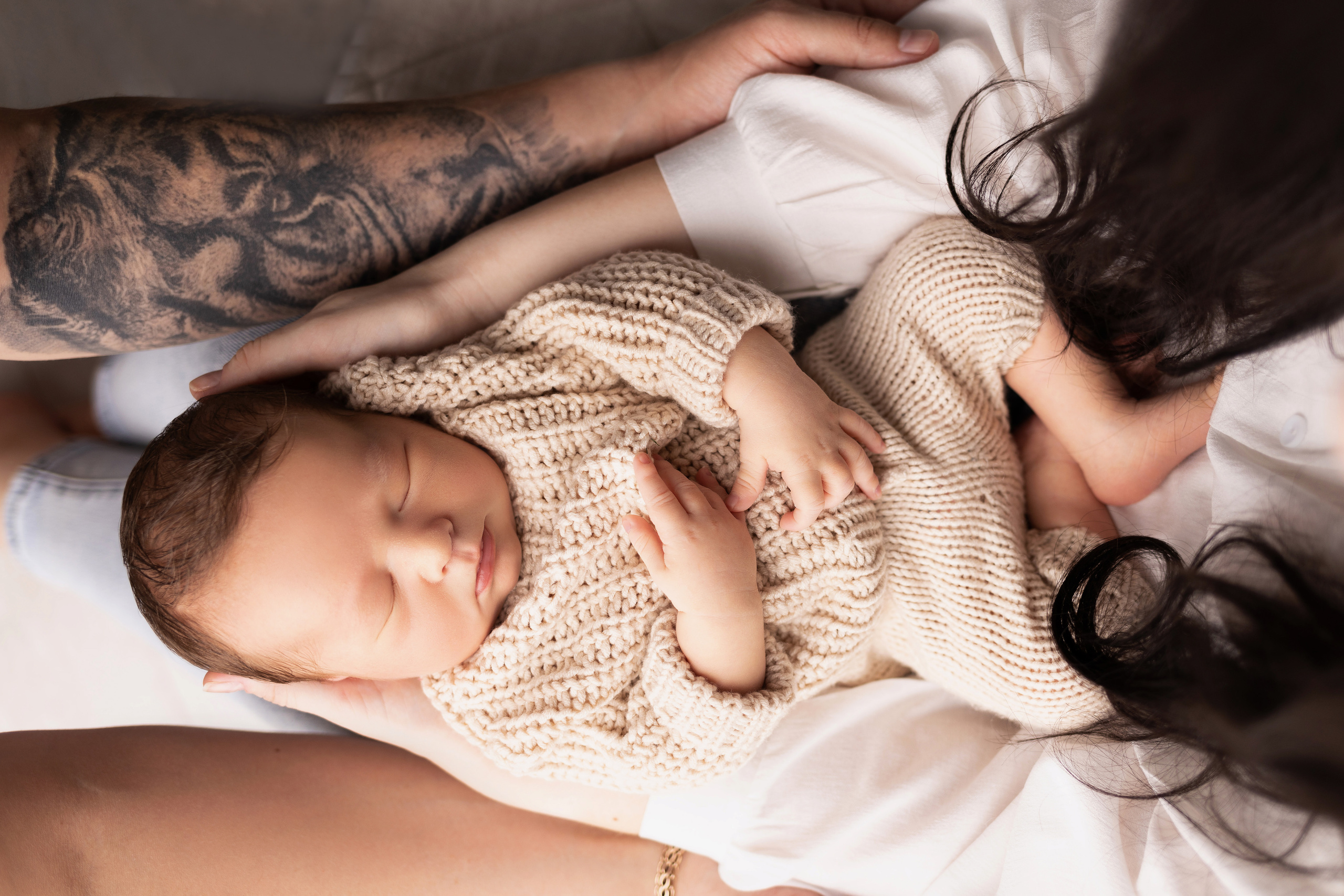 Newborn съемка в стиле Лайф. Фотограф новорожденных малышей в Омске и Омской области Эльвира Камаева