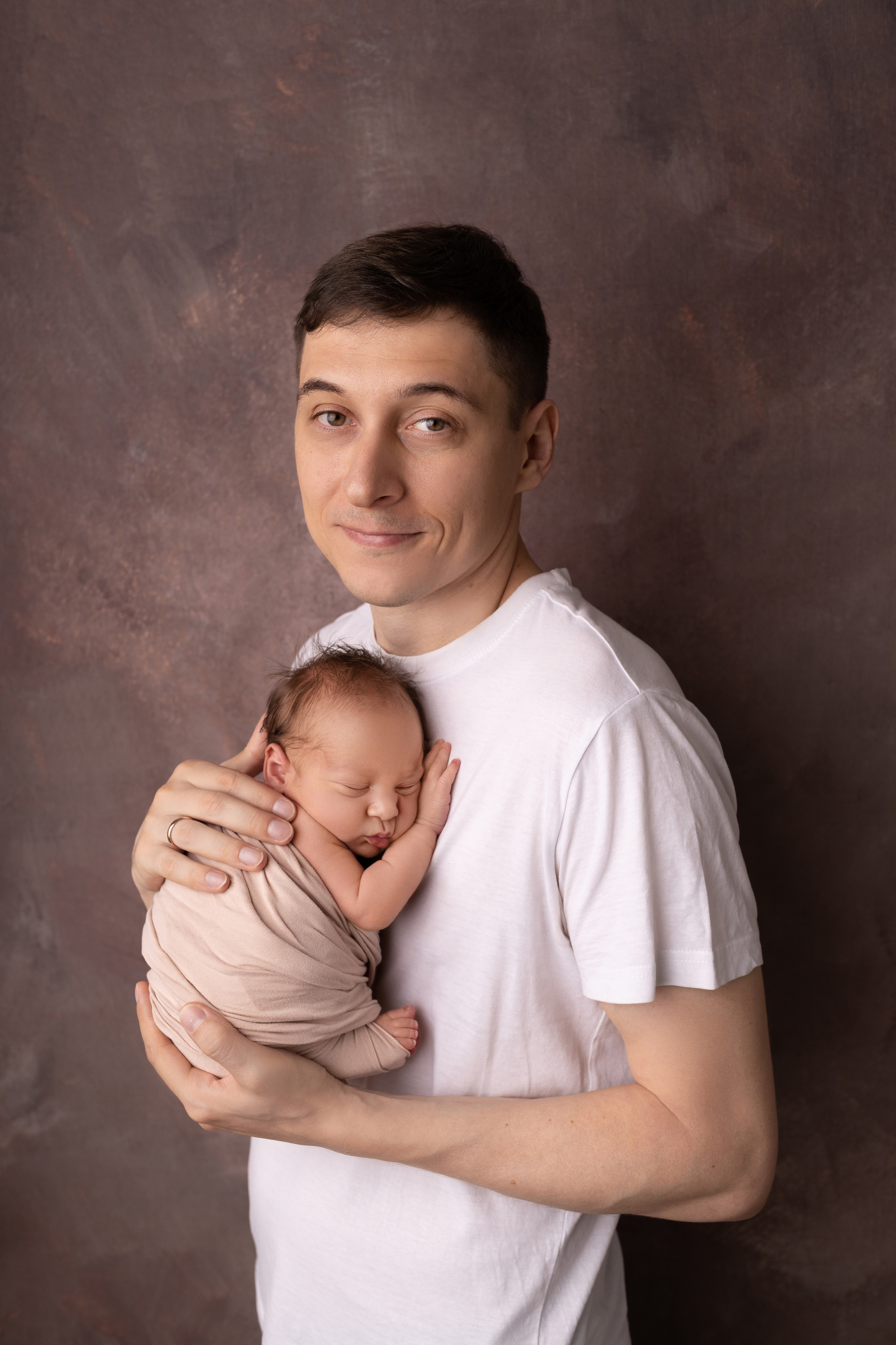 Семейные кадры от Elvira Kamaeva. Фотограф новорожденных малышей в Омске и Омской области Эльвира Камаева