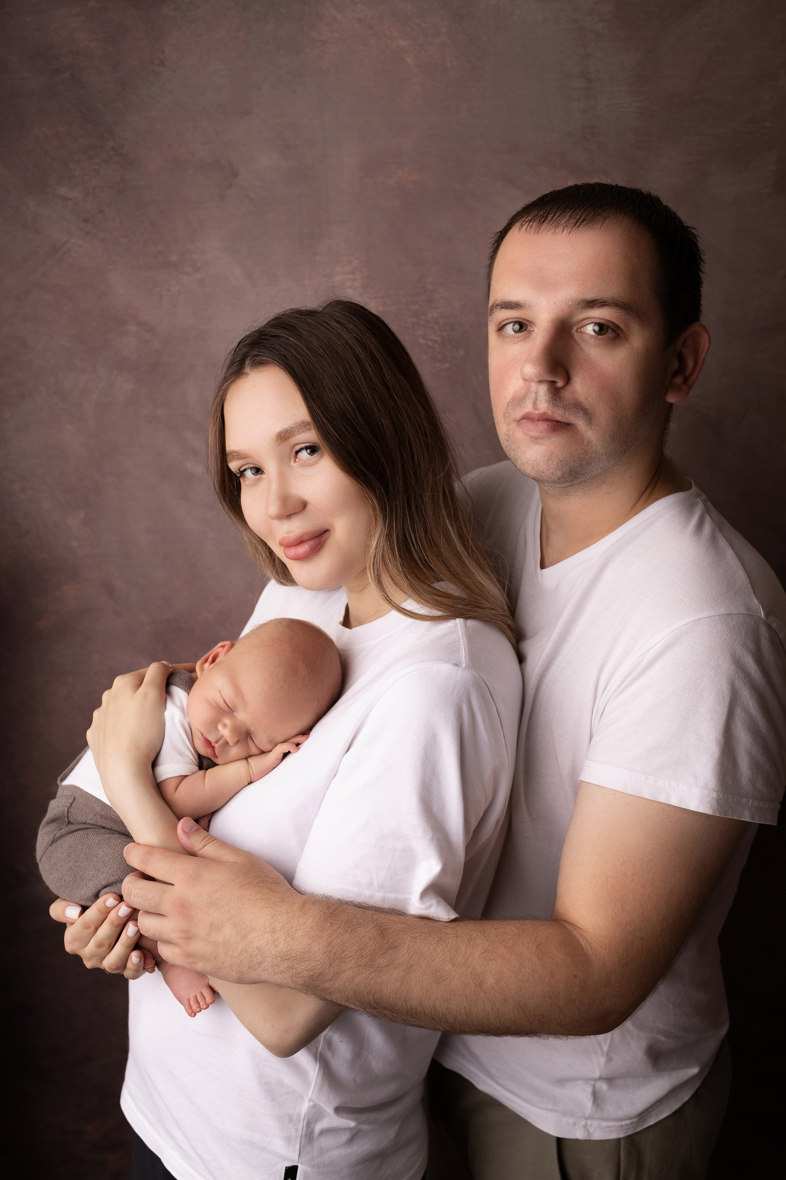 Семейные кадры от Elvira Kamaeva. Фотограф новорожденных малышей в Омске и Омской области Эльвира Камаева